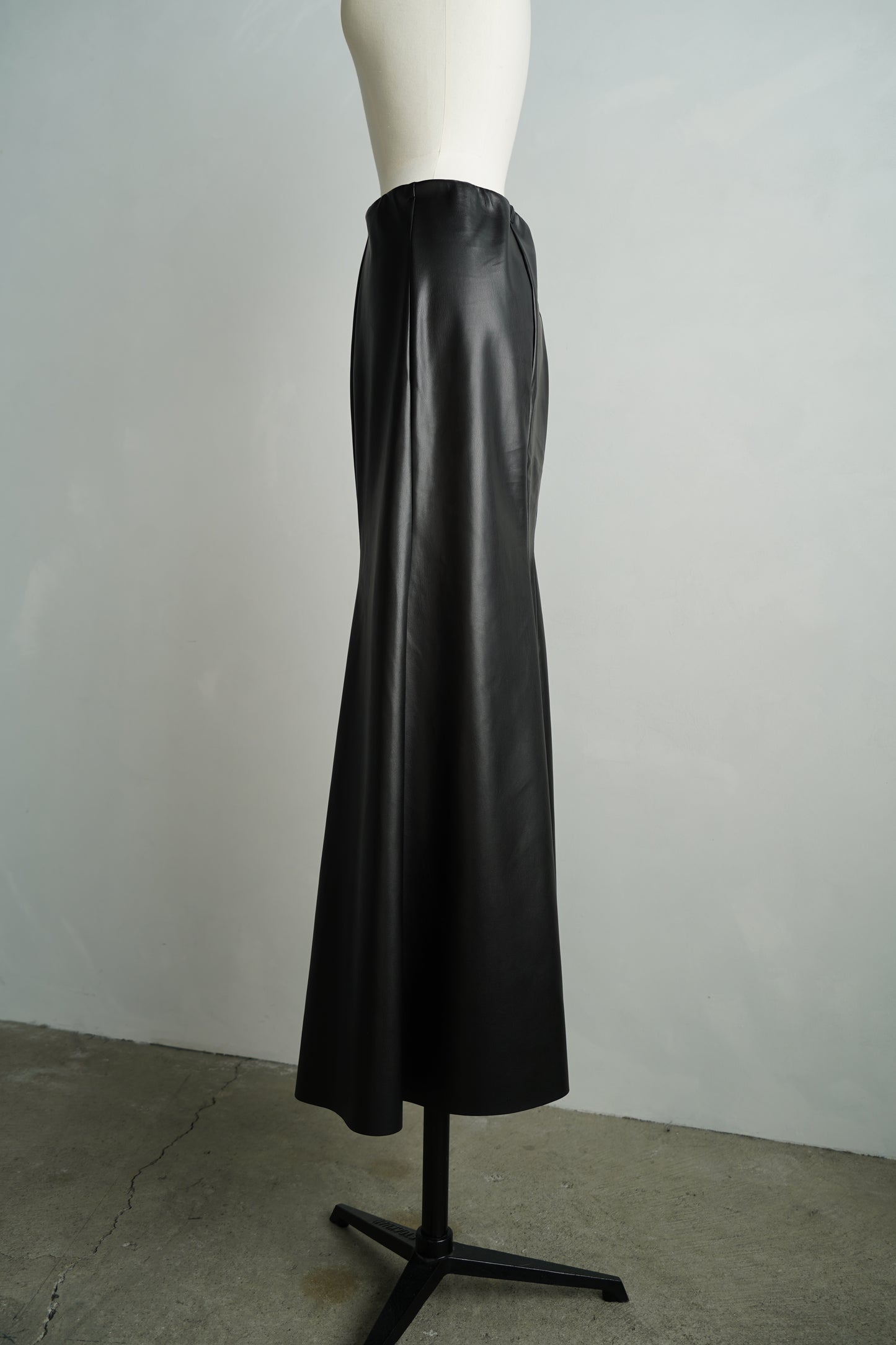 Artileather Draping Skirt / BLACK -12月5日発送-