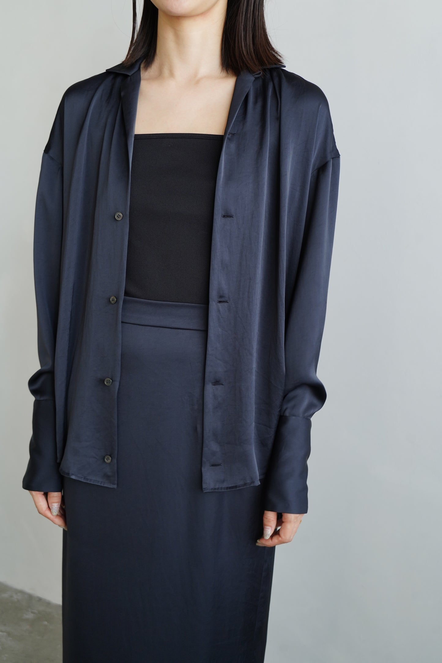 Open Collar Satin Shirts / NAVY -5月23-28日発送-