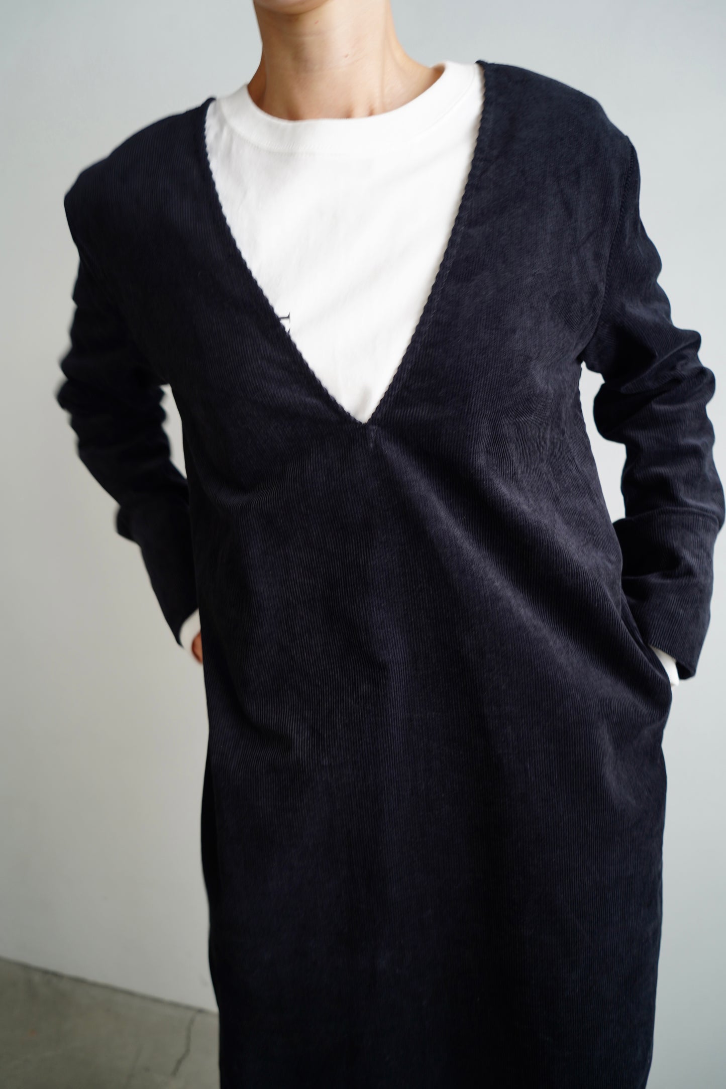 Corduroy Dress / BLACK