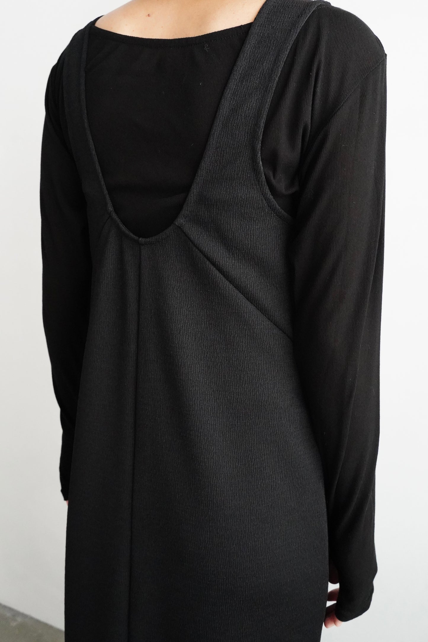Vneck Jersey Dress / BLACK -9月15-20日発送-