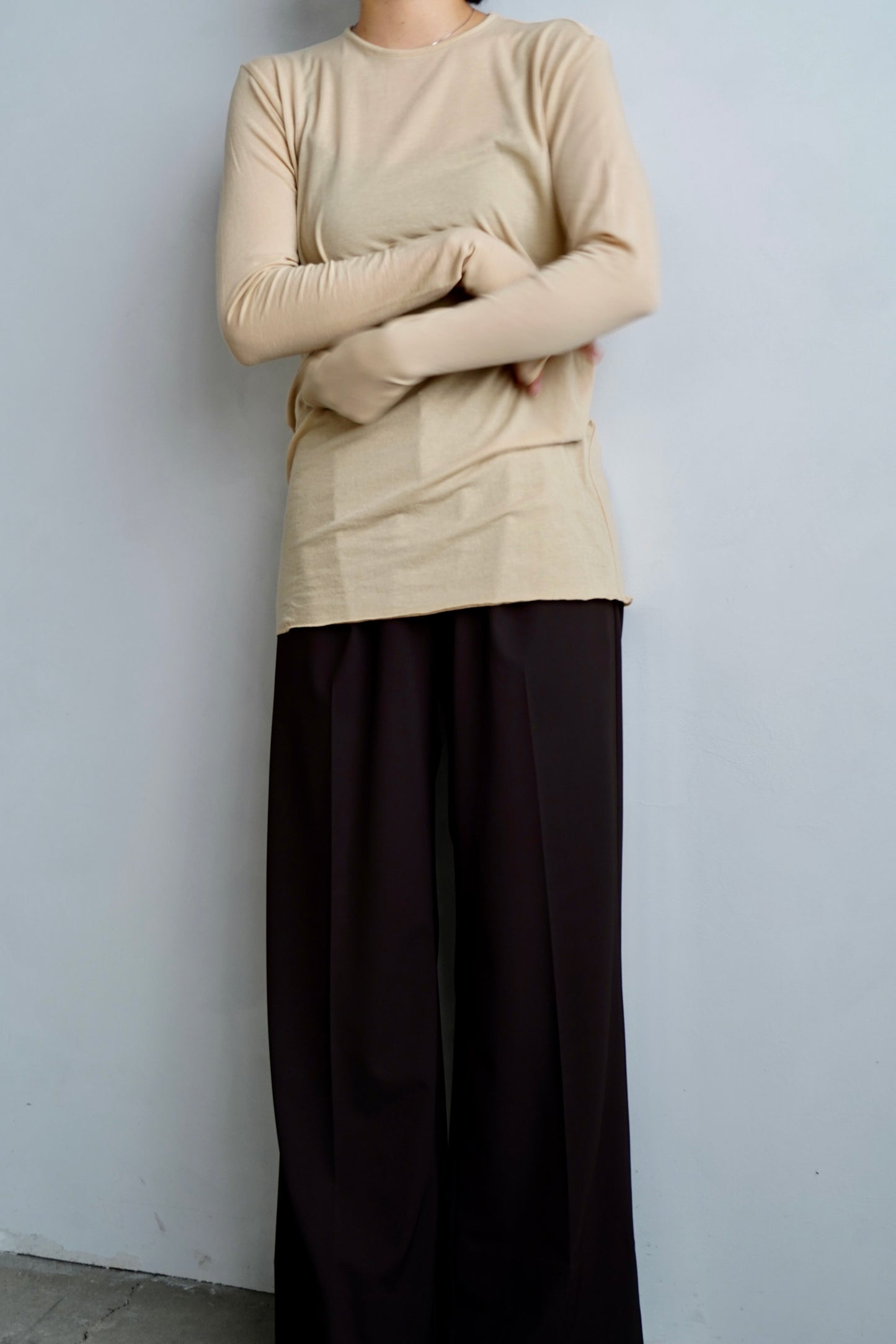Powdery Crewneck Cutsew / BEIGE