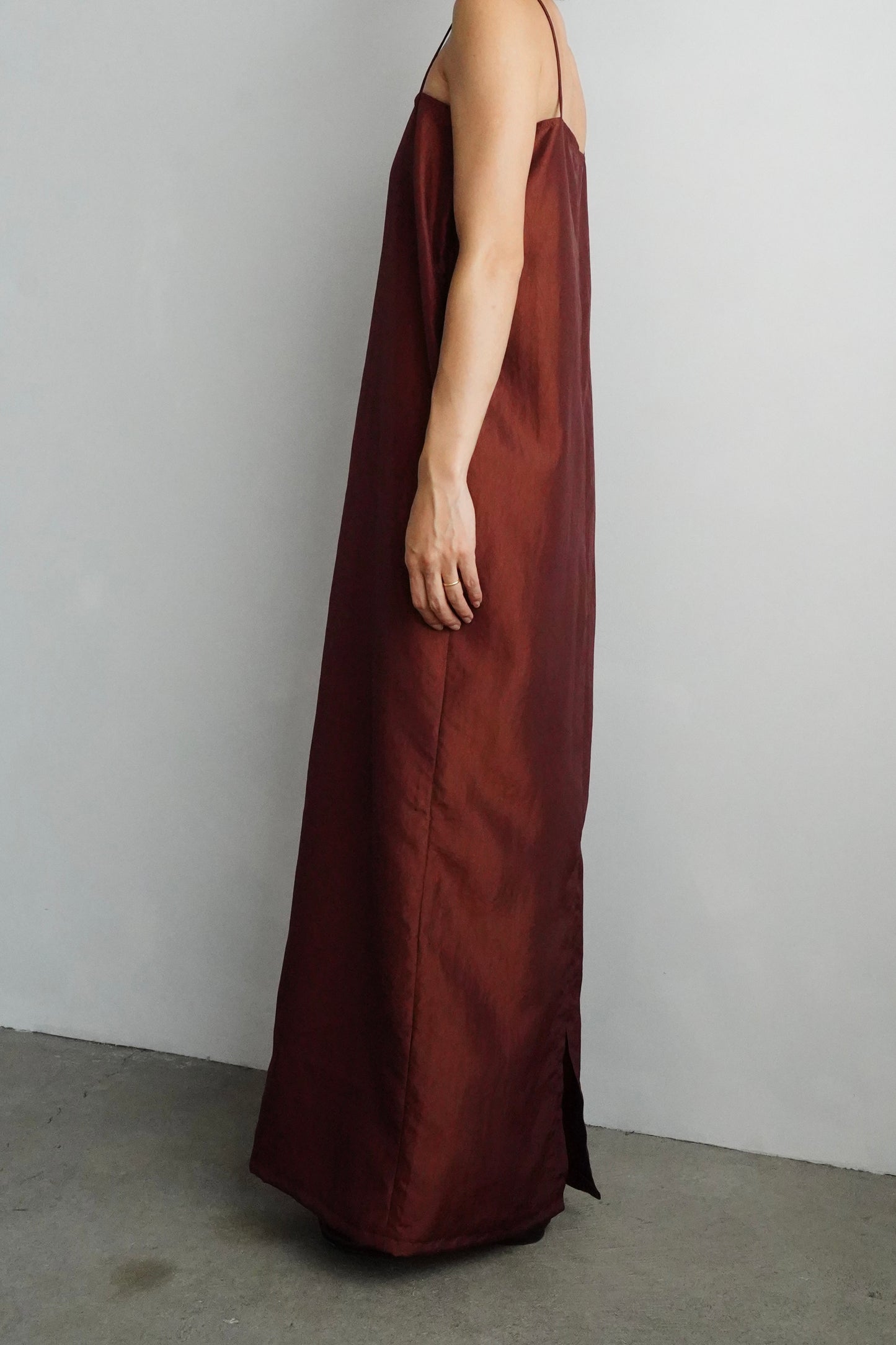 Taffeta Cami Dress / BROWN -9月20-25日発送-