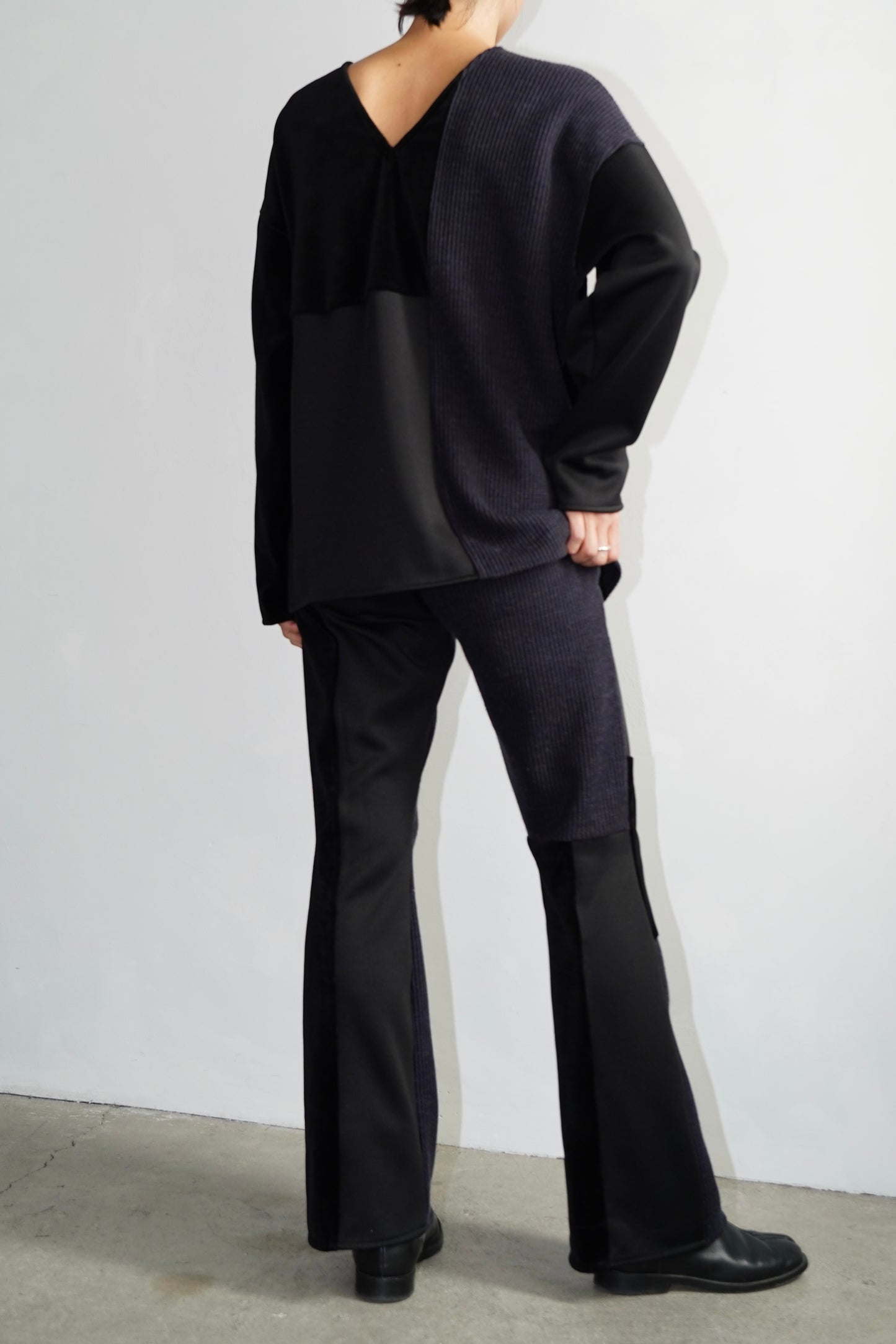 Patchwork Pullover / BLACK