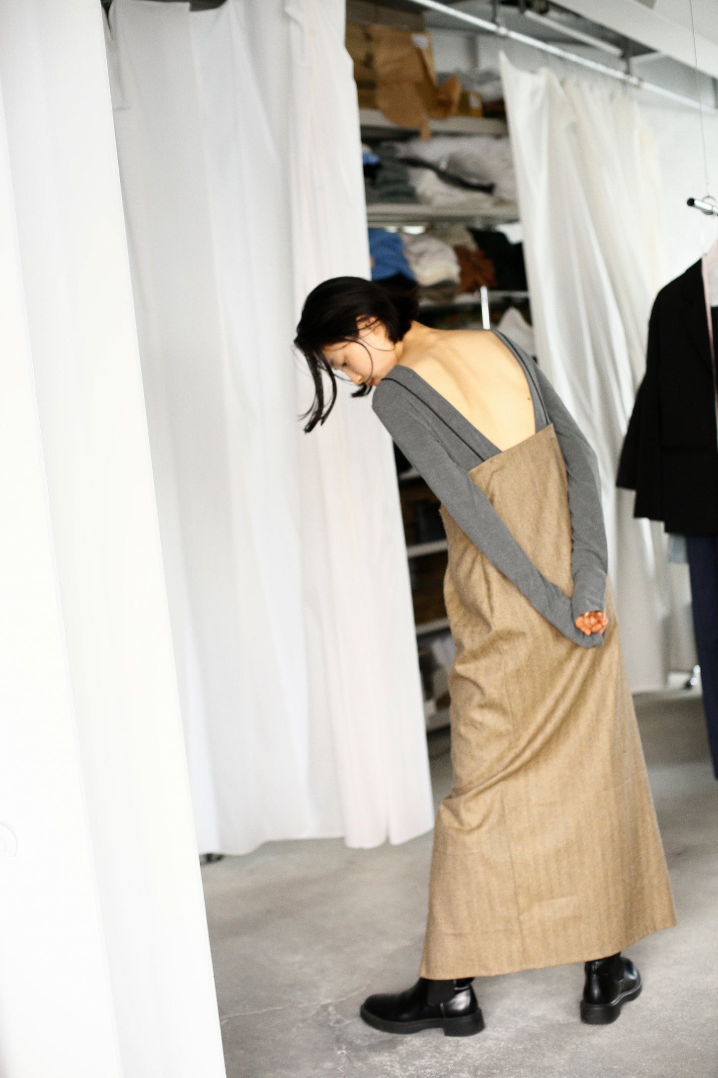 Herringbone Jump Skirt / BROWN