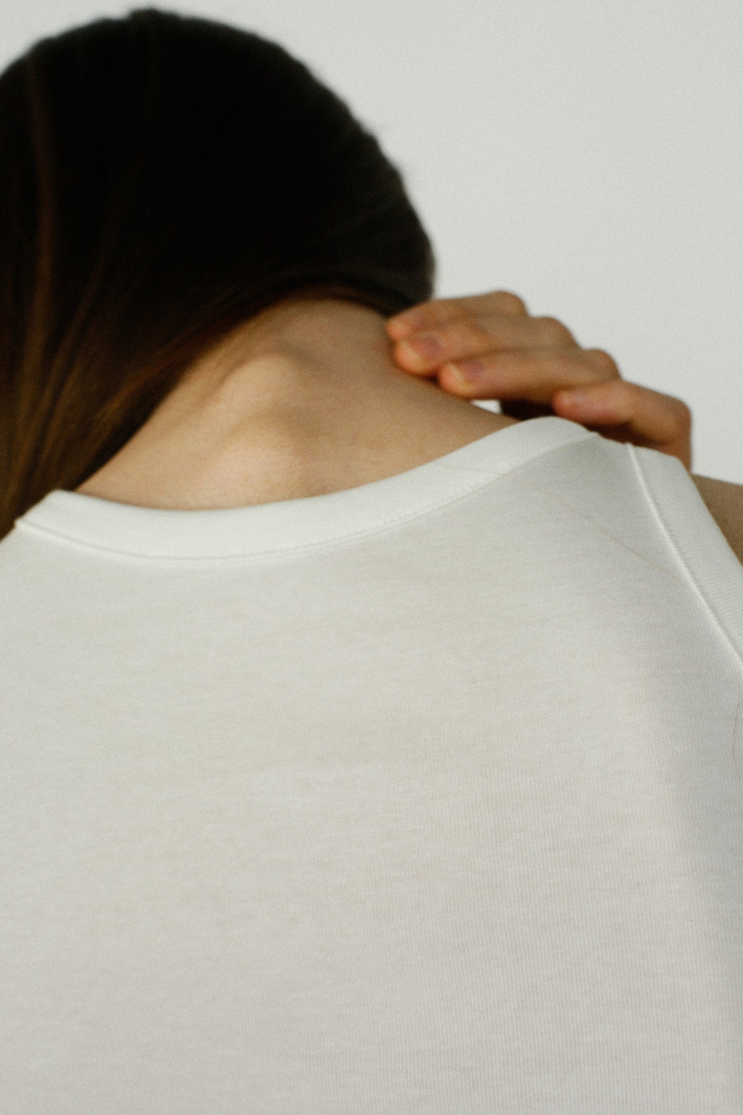 Sleek Tanktop / WHITE
