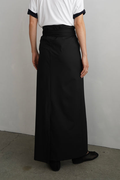 Essential Wrap Skirt / BLACK -8月28日発送-