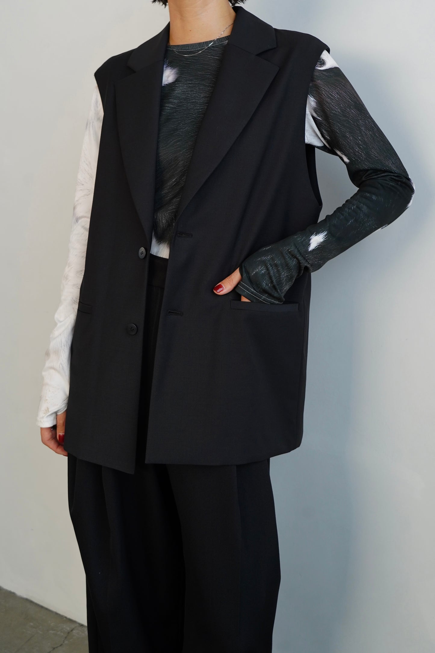 Tailored Vest / BLACK