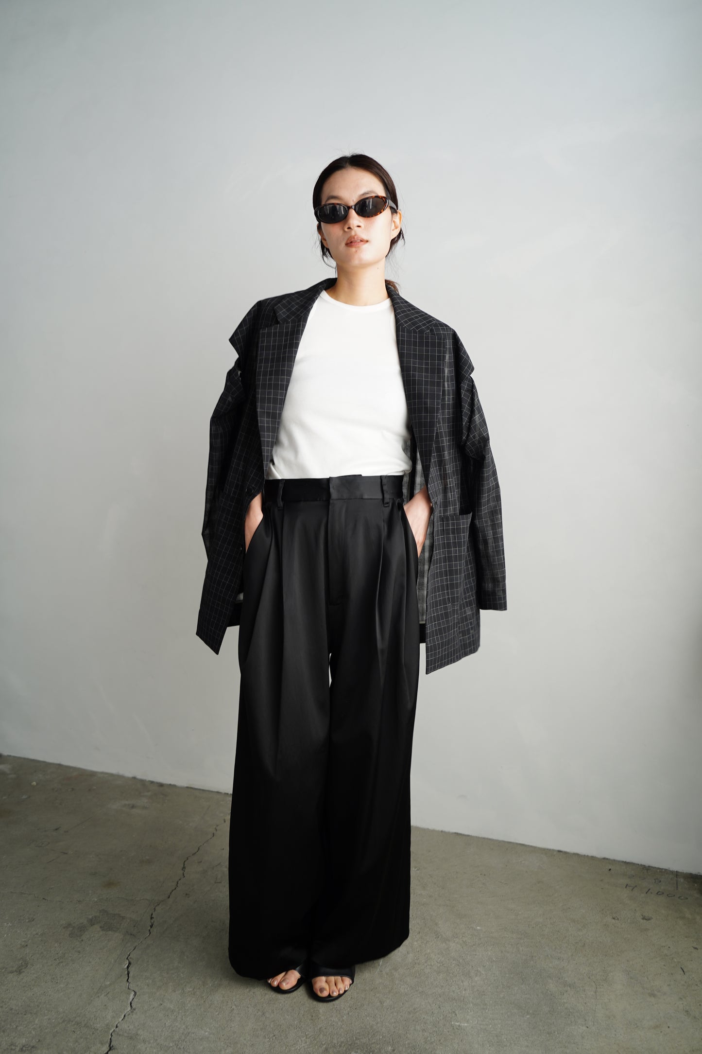 Sheer Plaid Multi Jacket / BLACK