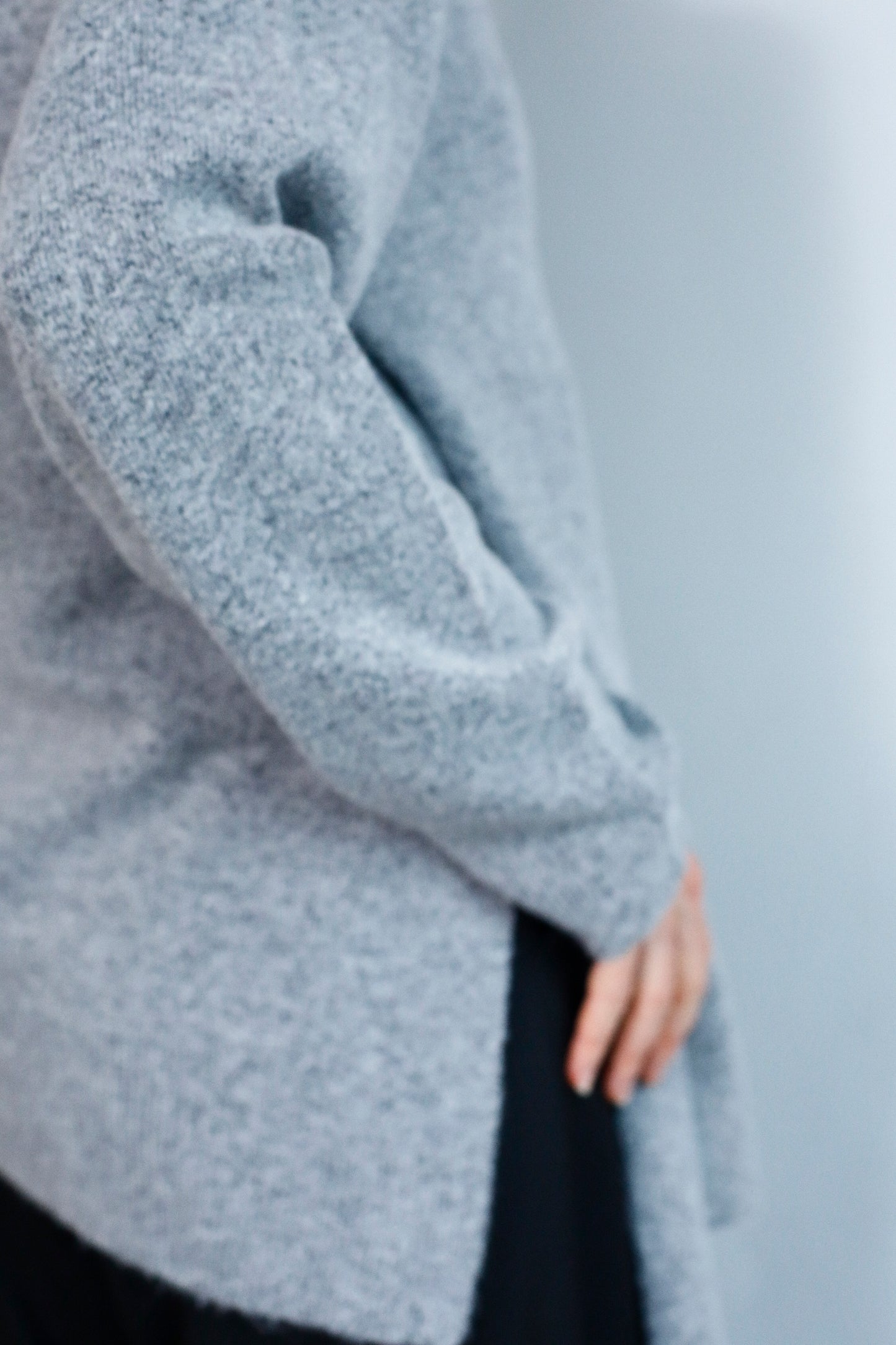 Cachecoeur Knit Cardigan / GRAY