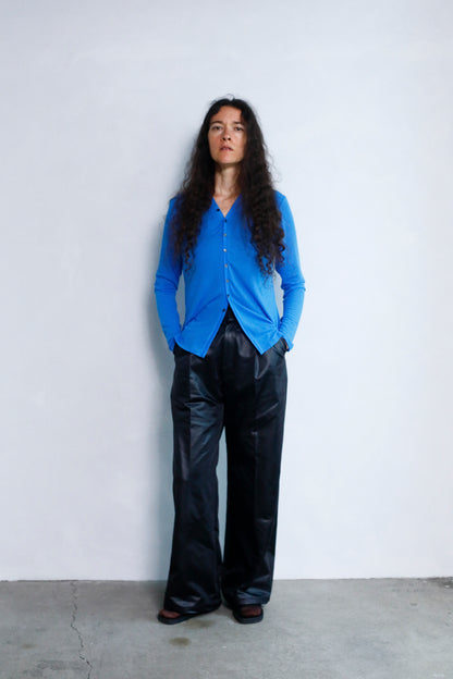 Powdery Cardigan / BLUE