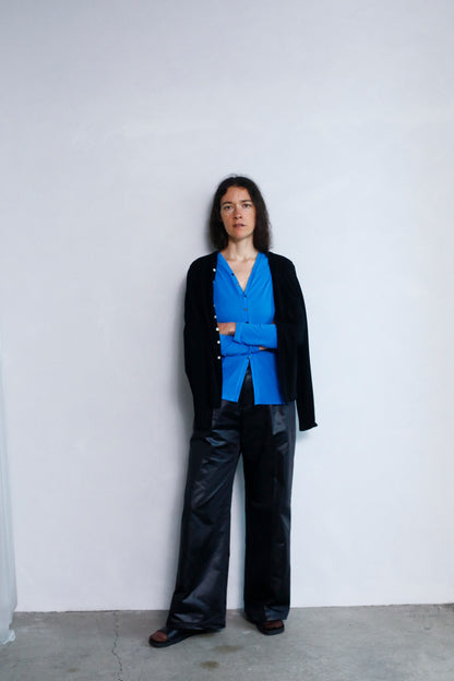 Powdery Cardigan / BLUE