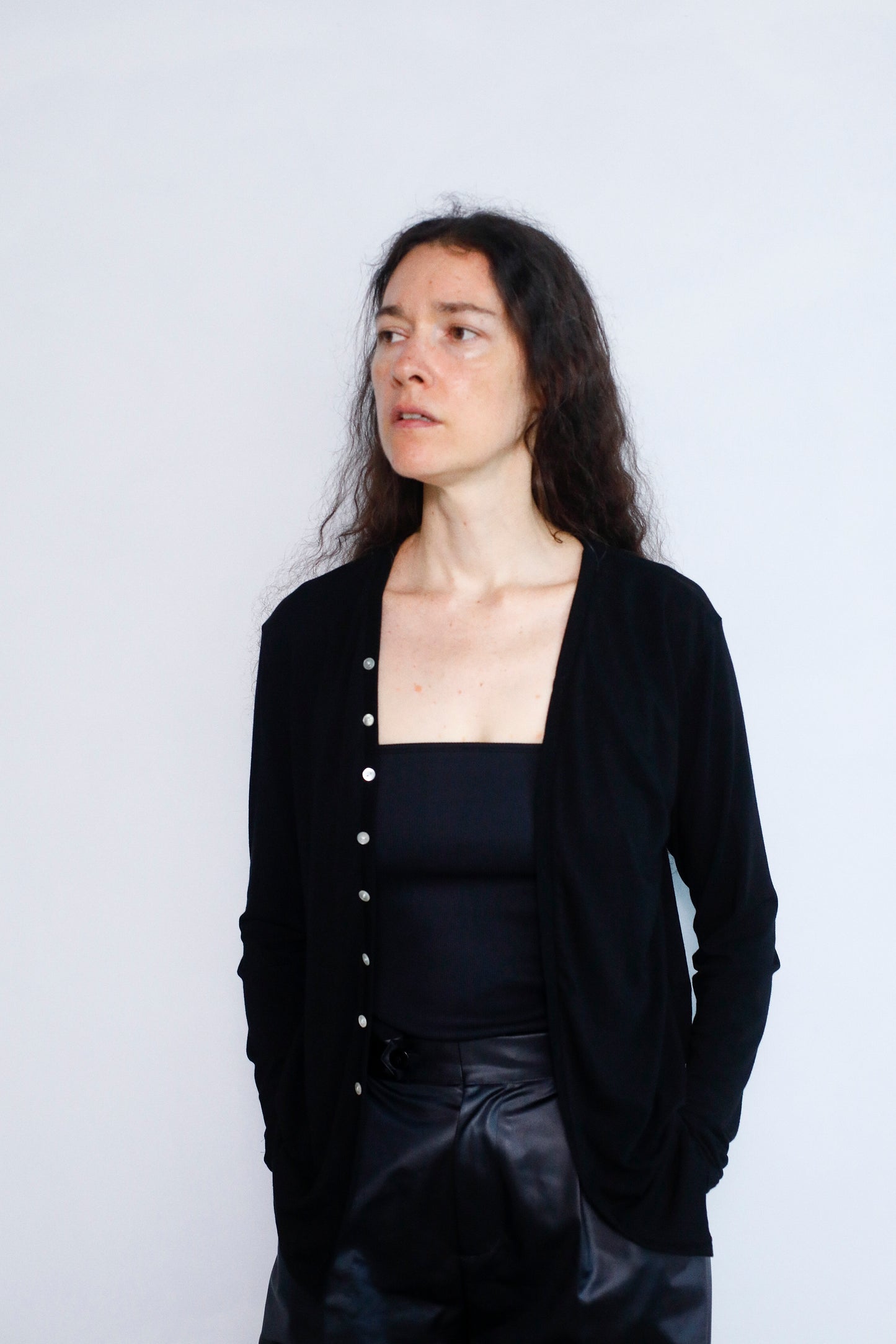 Powdery Cardigan / BLACK -10月24日発送-