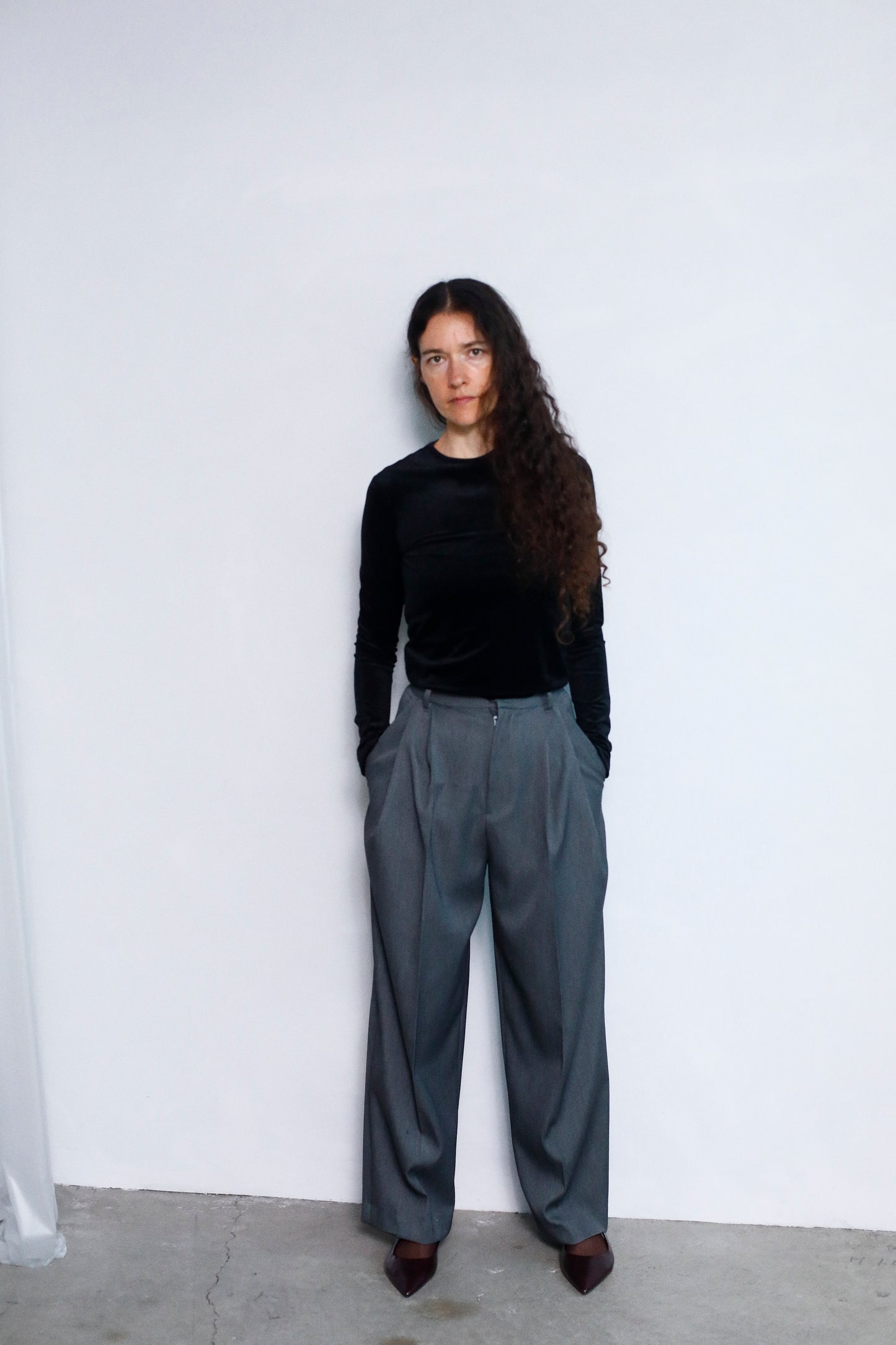 Velour Pullover / BLACK