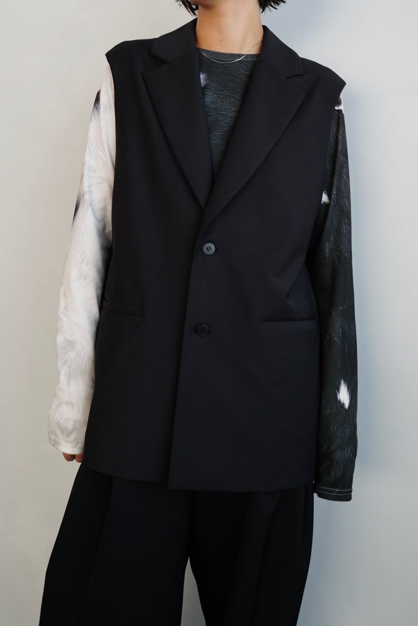 Tailored Vest / BLACK