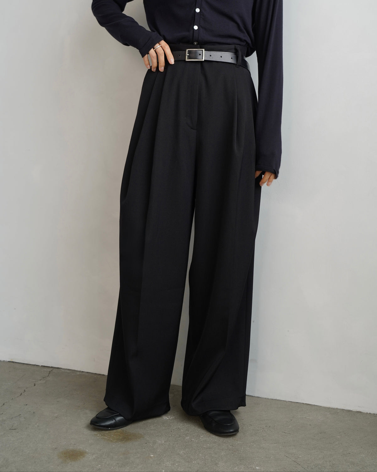 Wool Tuck Pants / BLACK -10月23日発送-