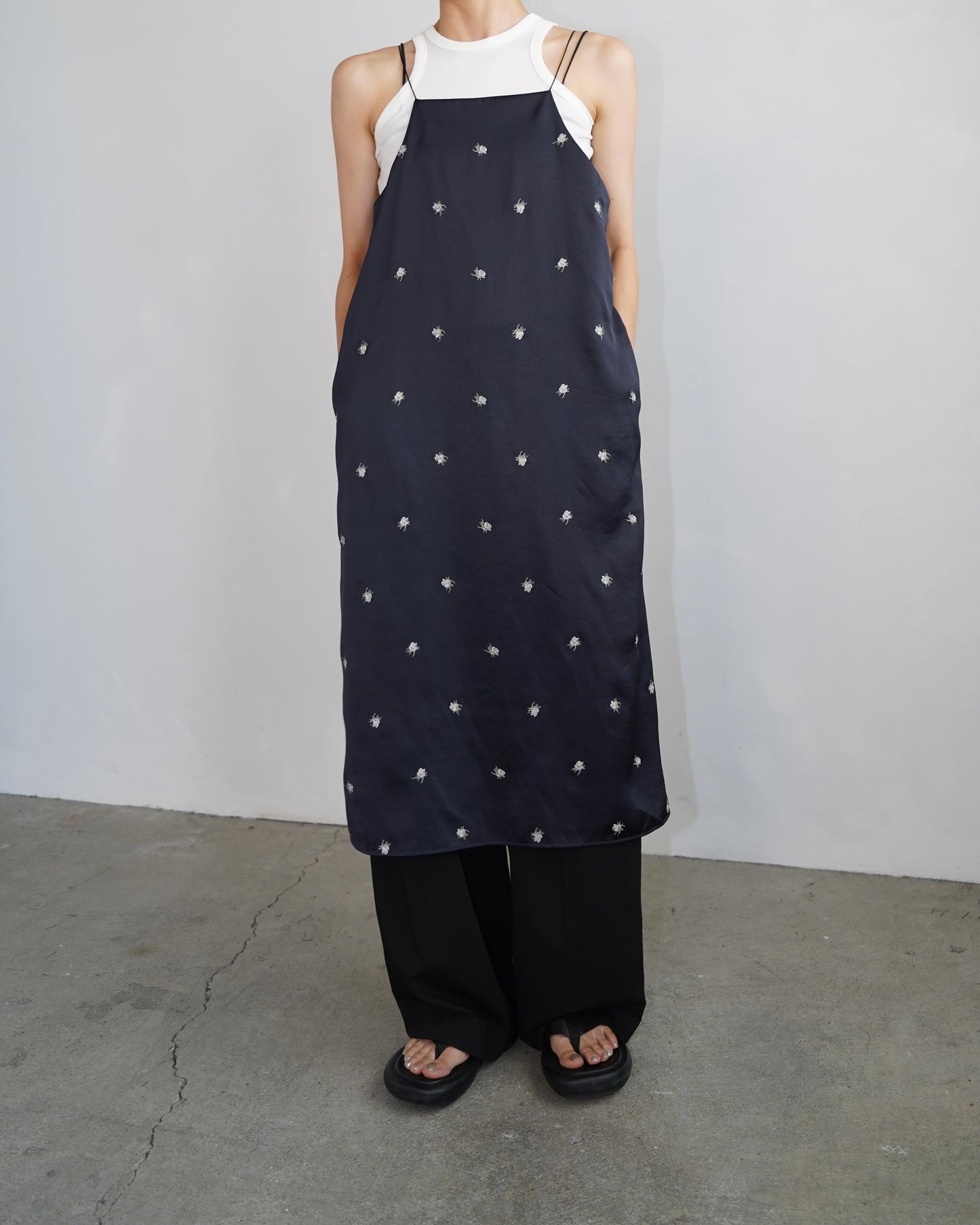 Stitch Flower Cami Dress / NAVY -8月3-7日発送-