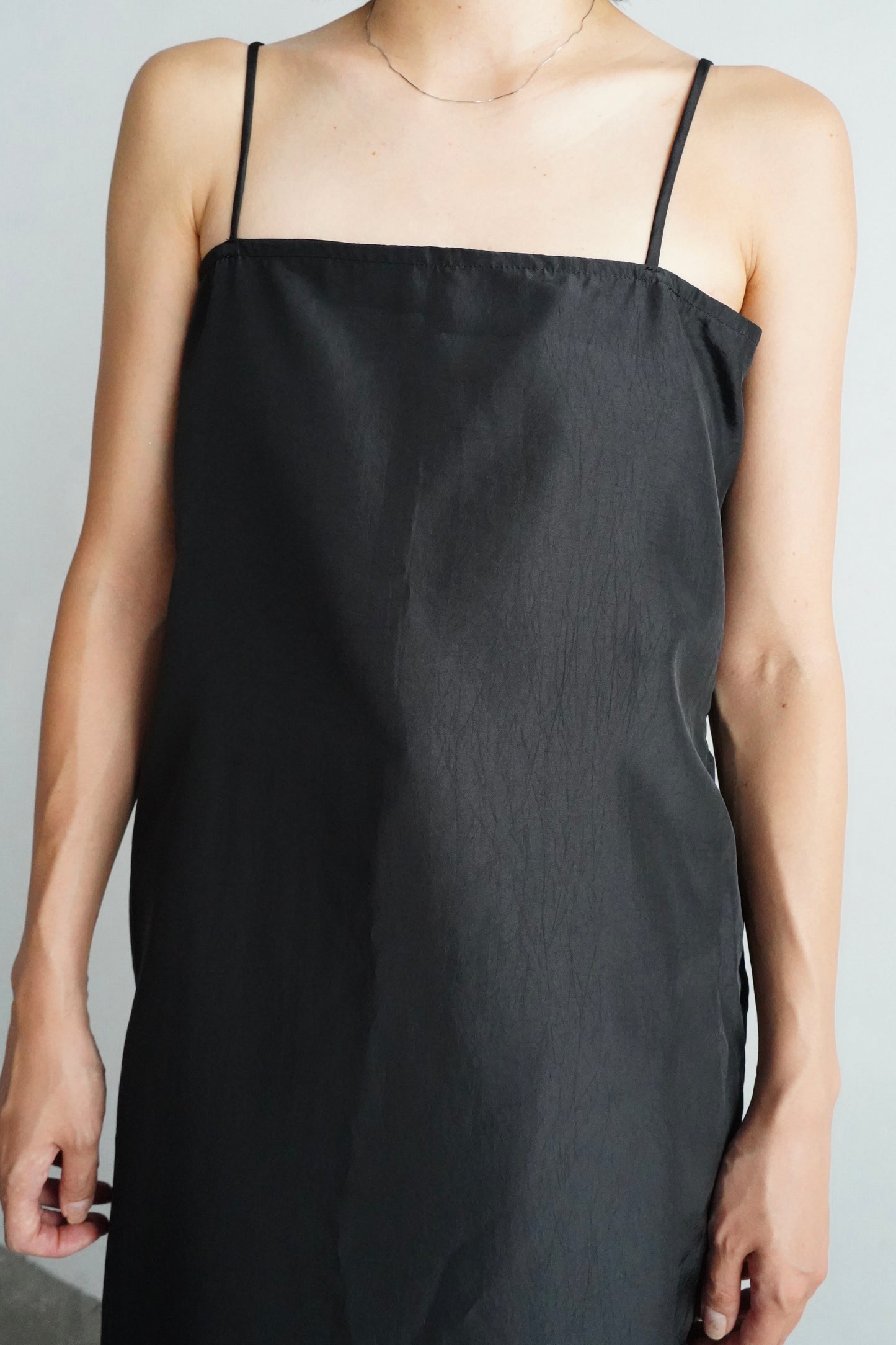 Taffeta Cami Dress / BLACK -9月20-25日発送-