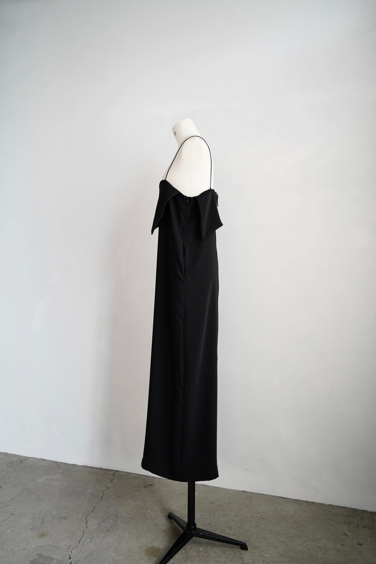 Layered Cami Dress / BLACK -6月25-30日発送-
