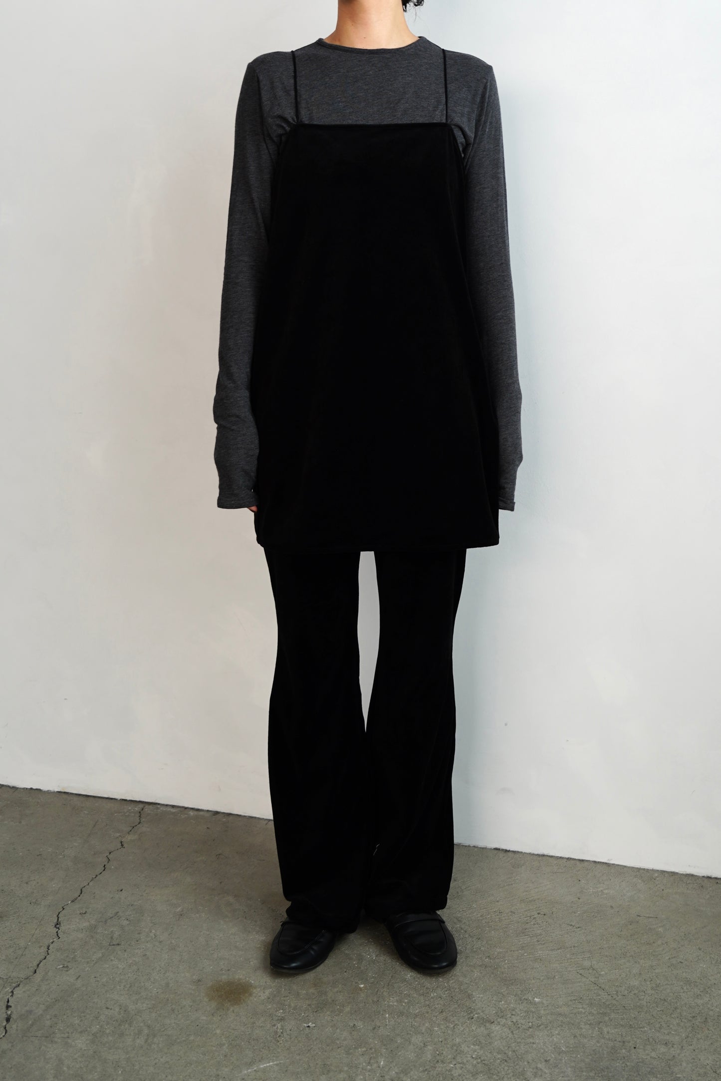 Velour Cami Pants Set / BLACK -9月30日発送-