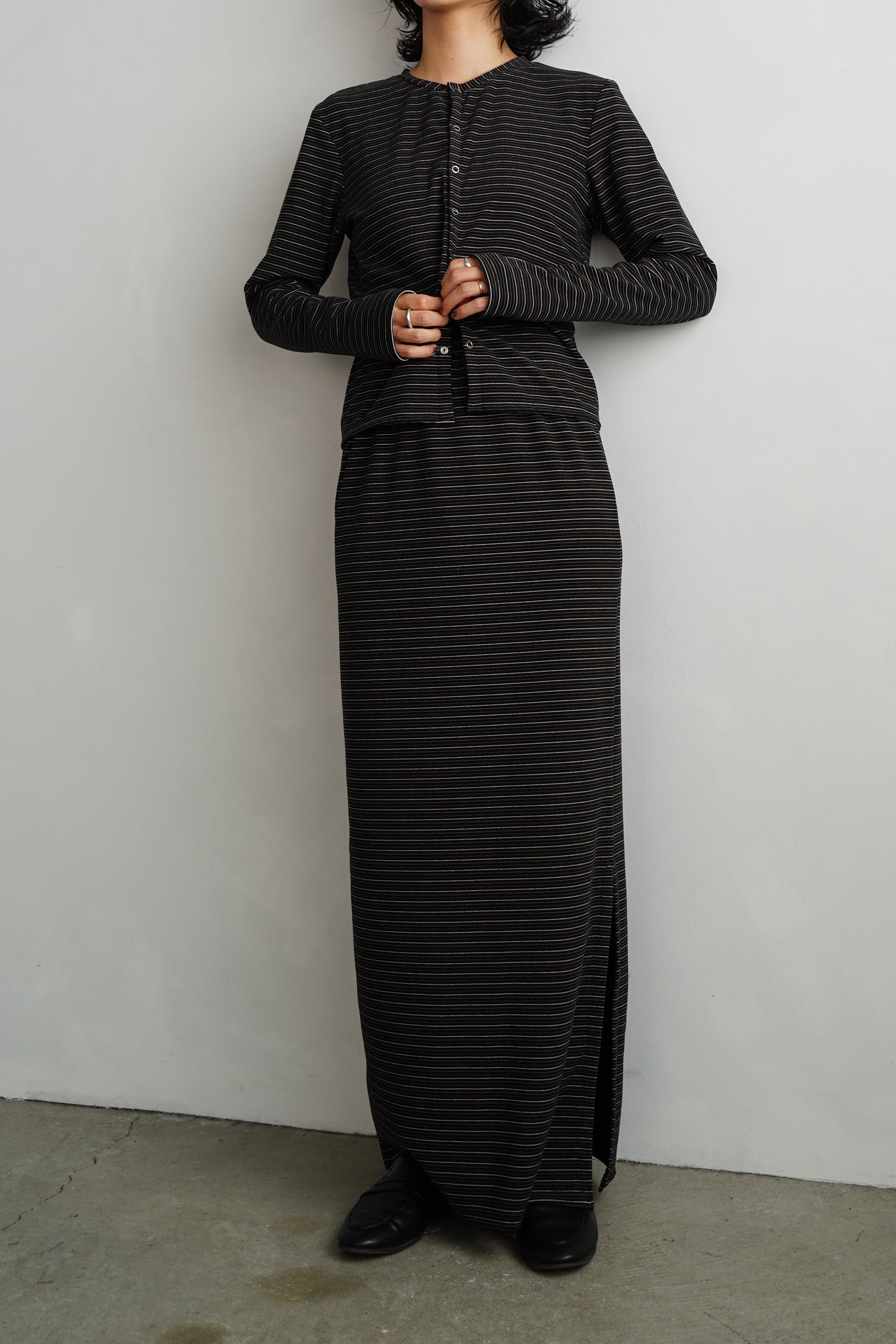 Plush Multi Border Skirt / BLACK -10月5-10日発送-