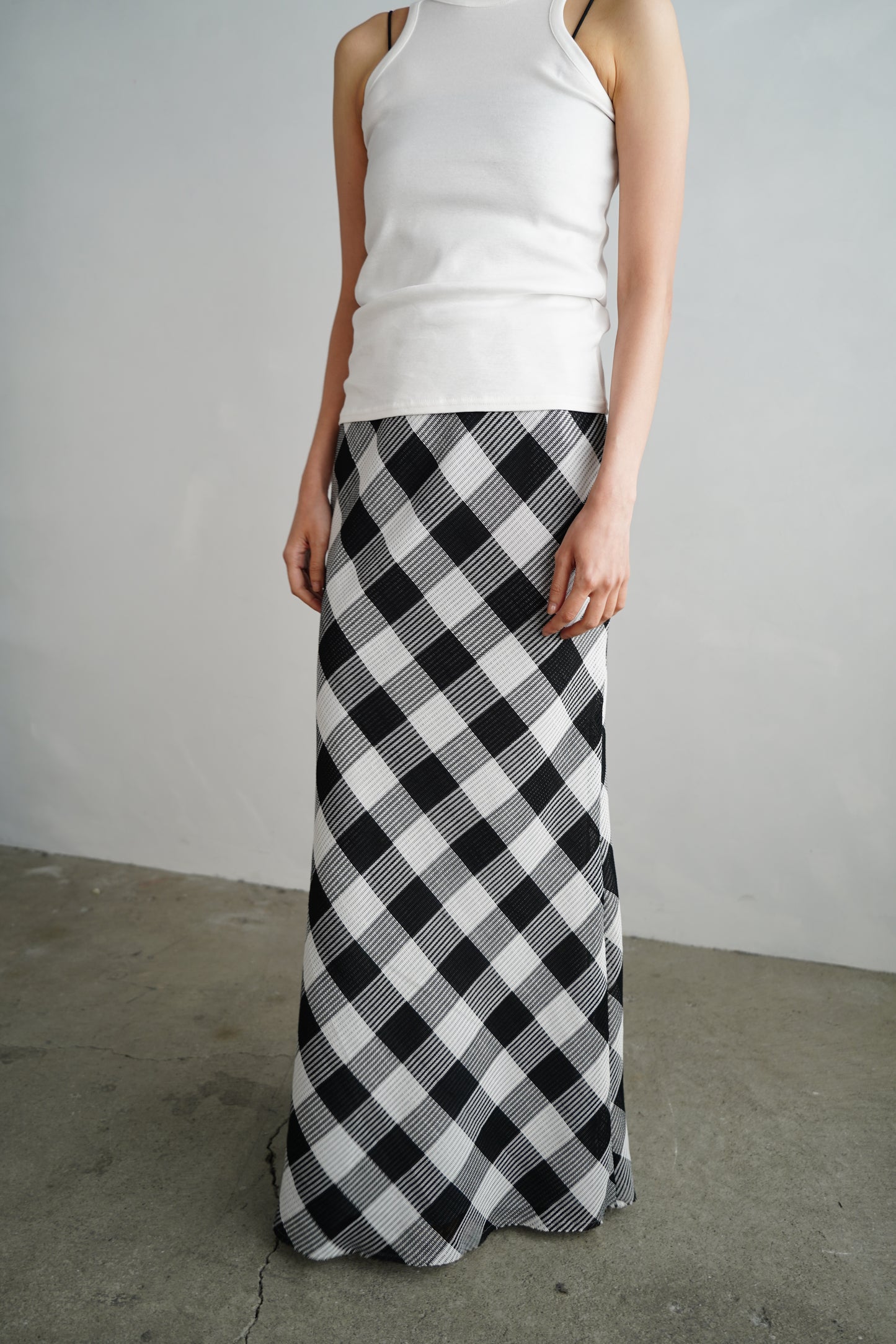 Mesh Plaid Skirt / BLACKWHITE