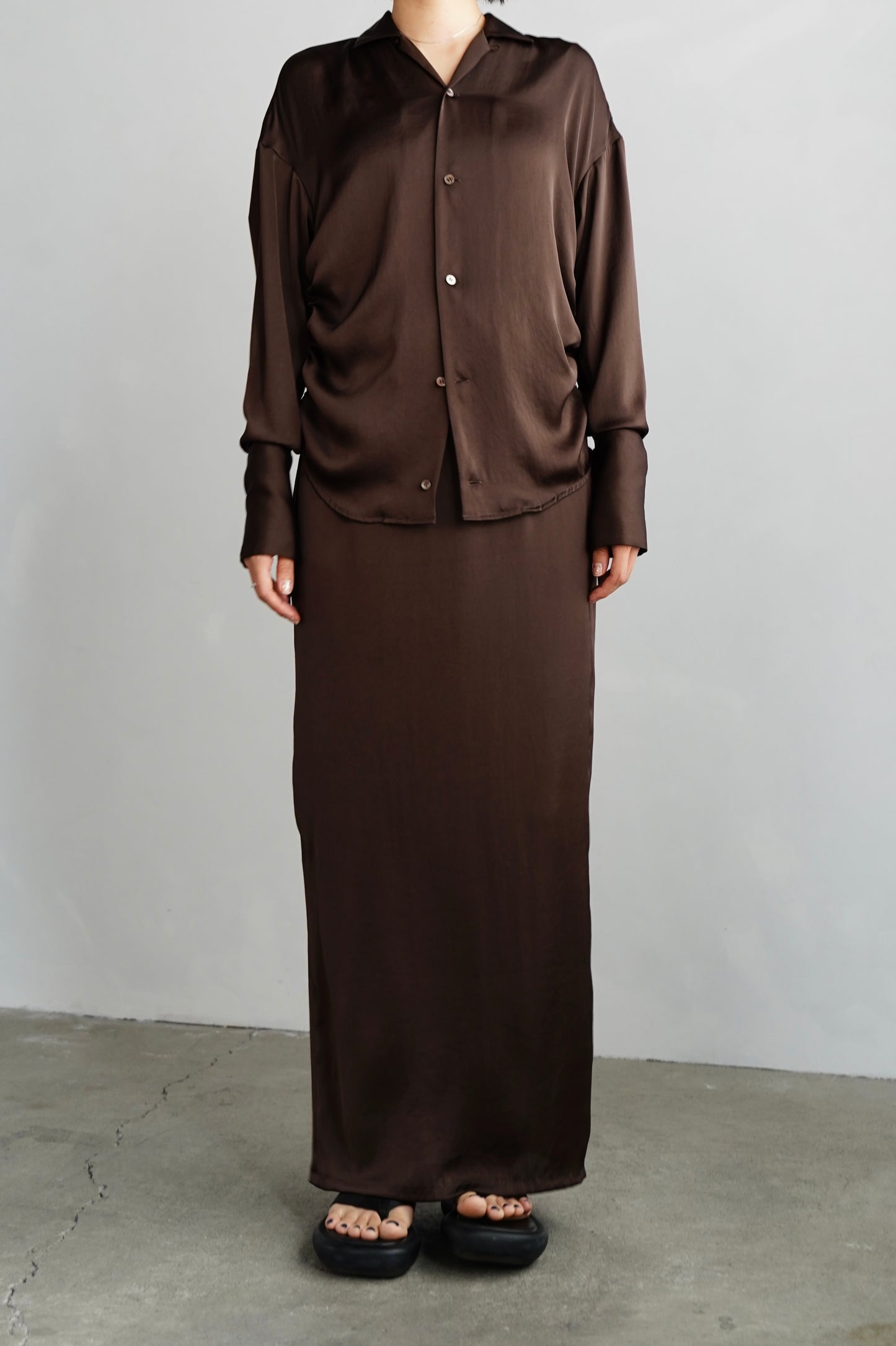 Open Collar Satin Shirts / BROWN -5月23-28日発送-