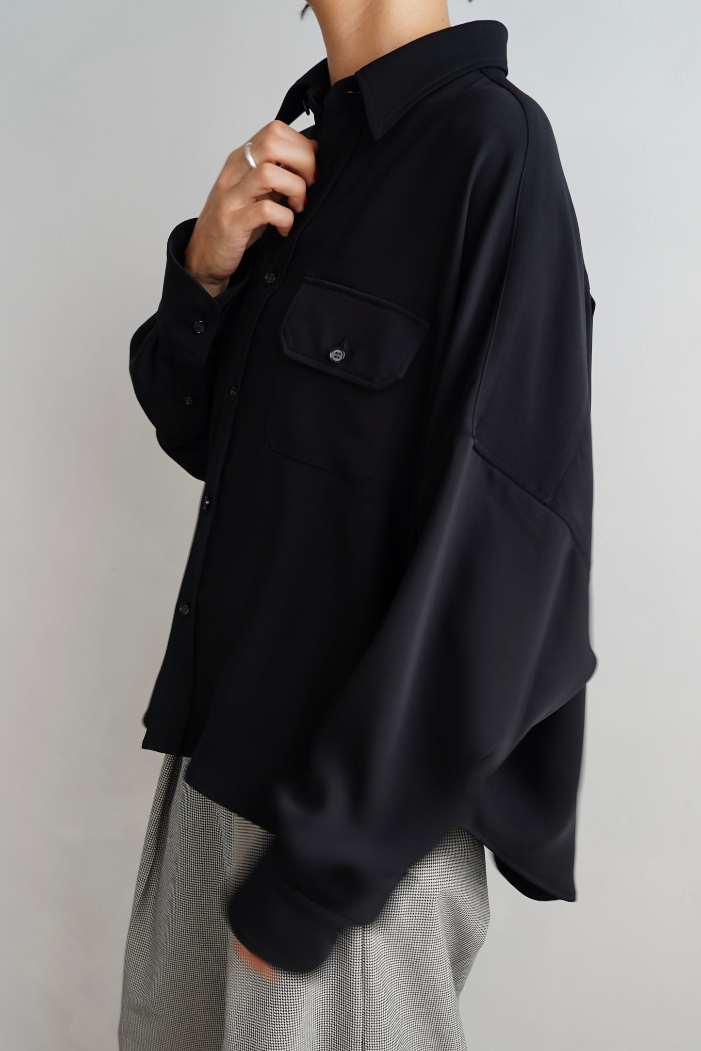 Silky Utility Shirts / BLACK -10月22日発送-