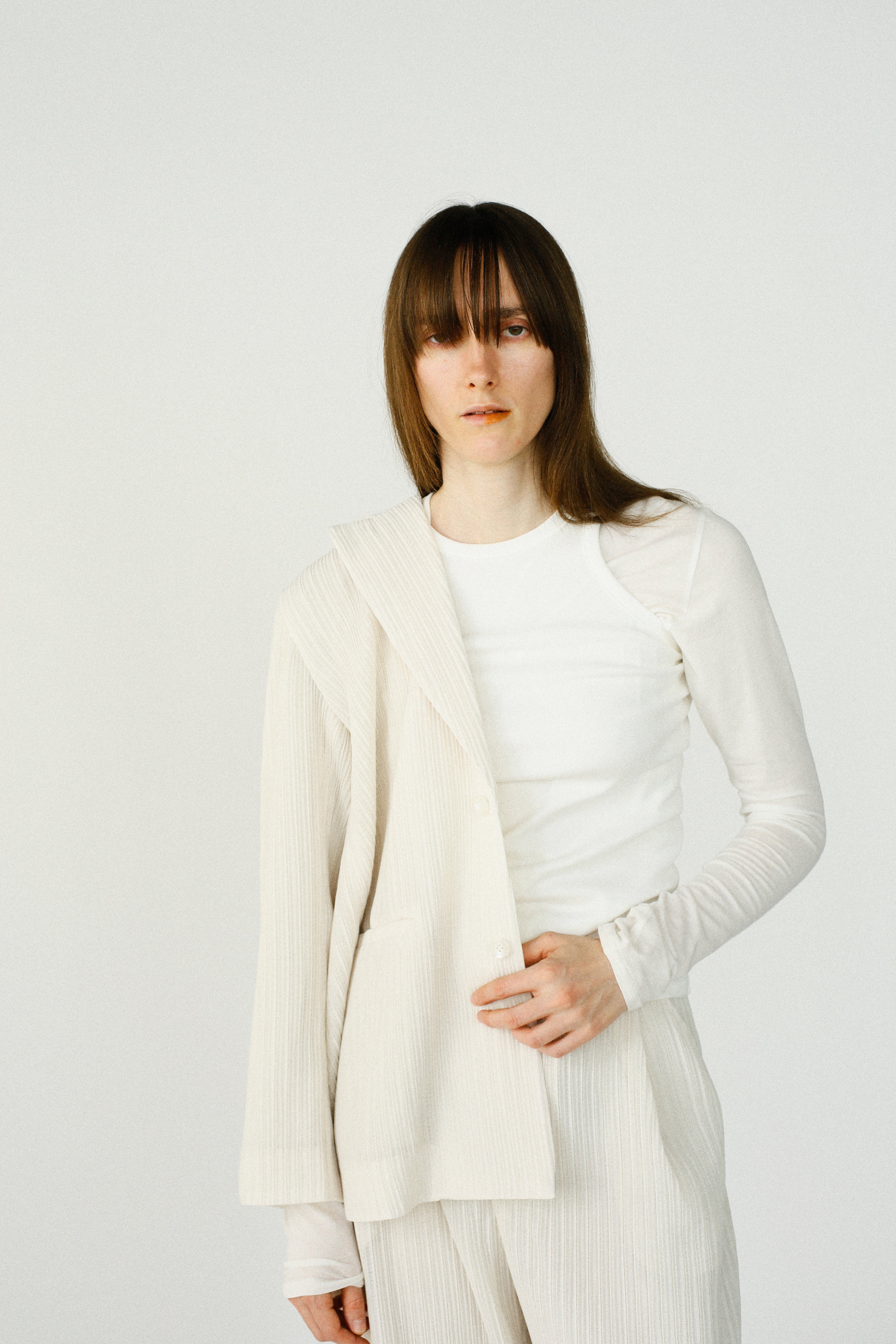 新品&her アンドハー/Minimal T OFFWHITE OUTER – &her