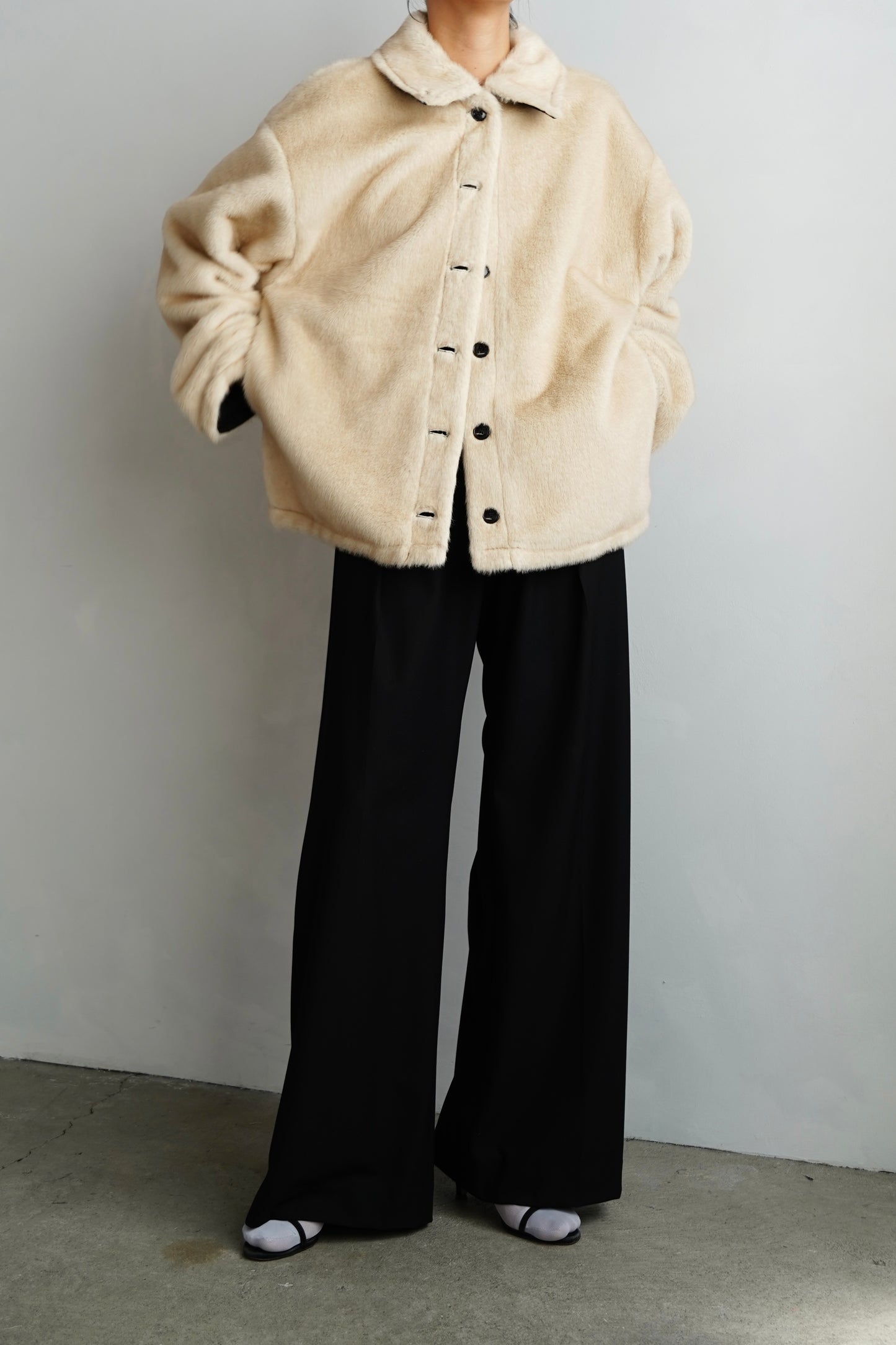 Reversible Fur Nylon Blouson / BLACKCREAM