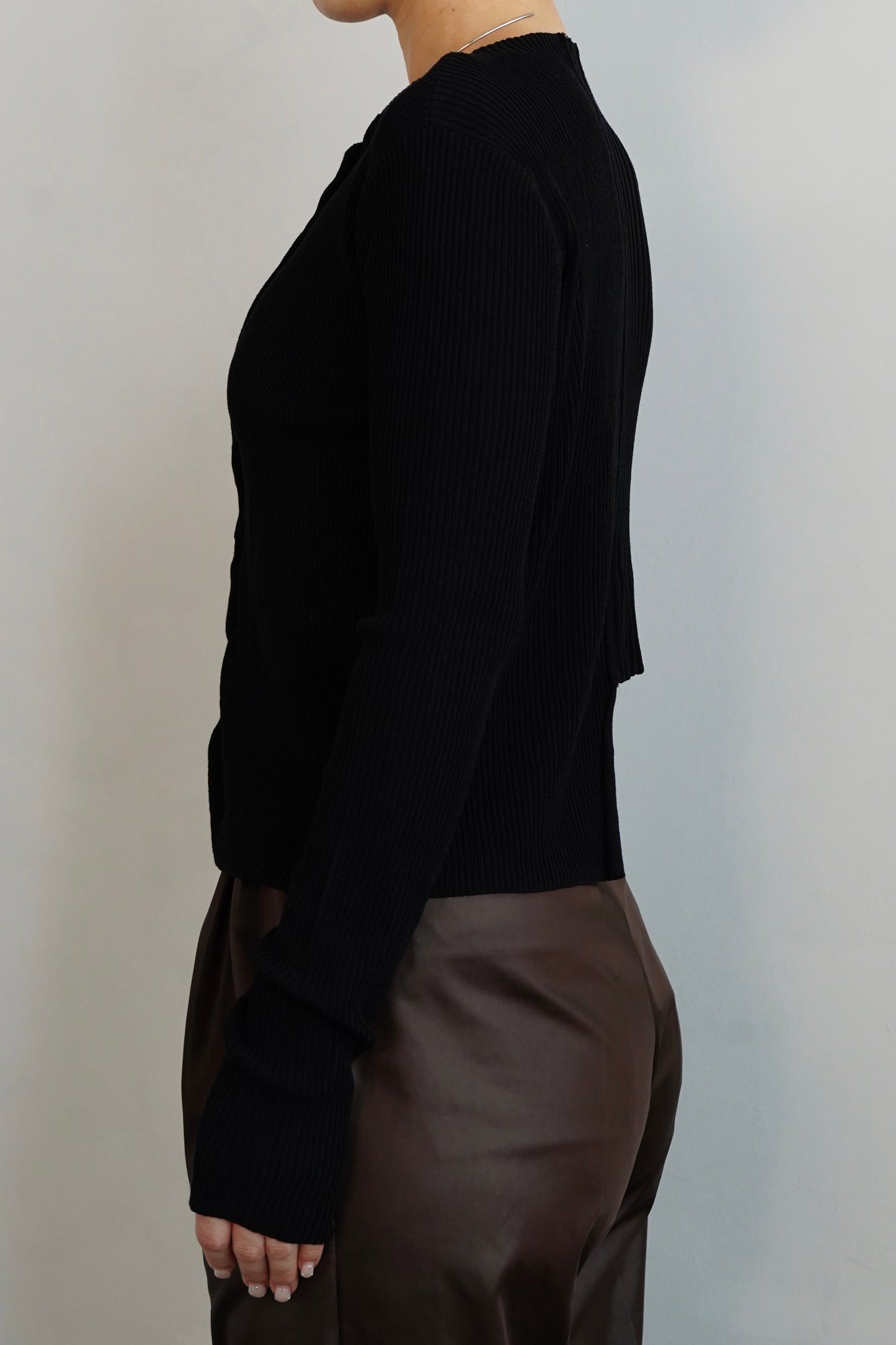 Two-Tone Knit Cardigan / BLACK -10月20-25日発送-
