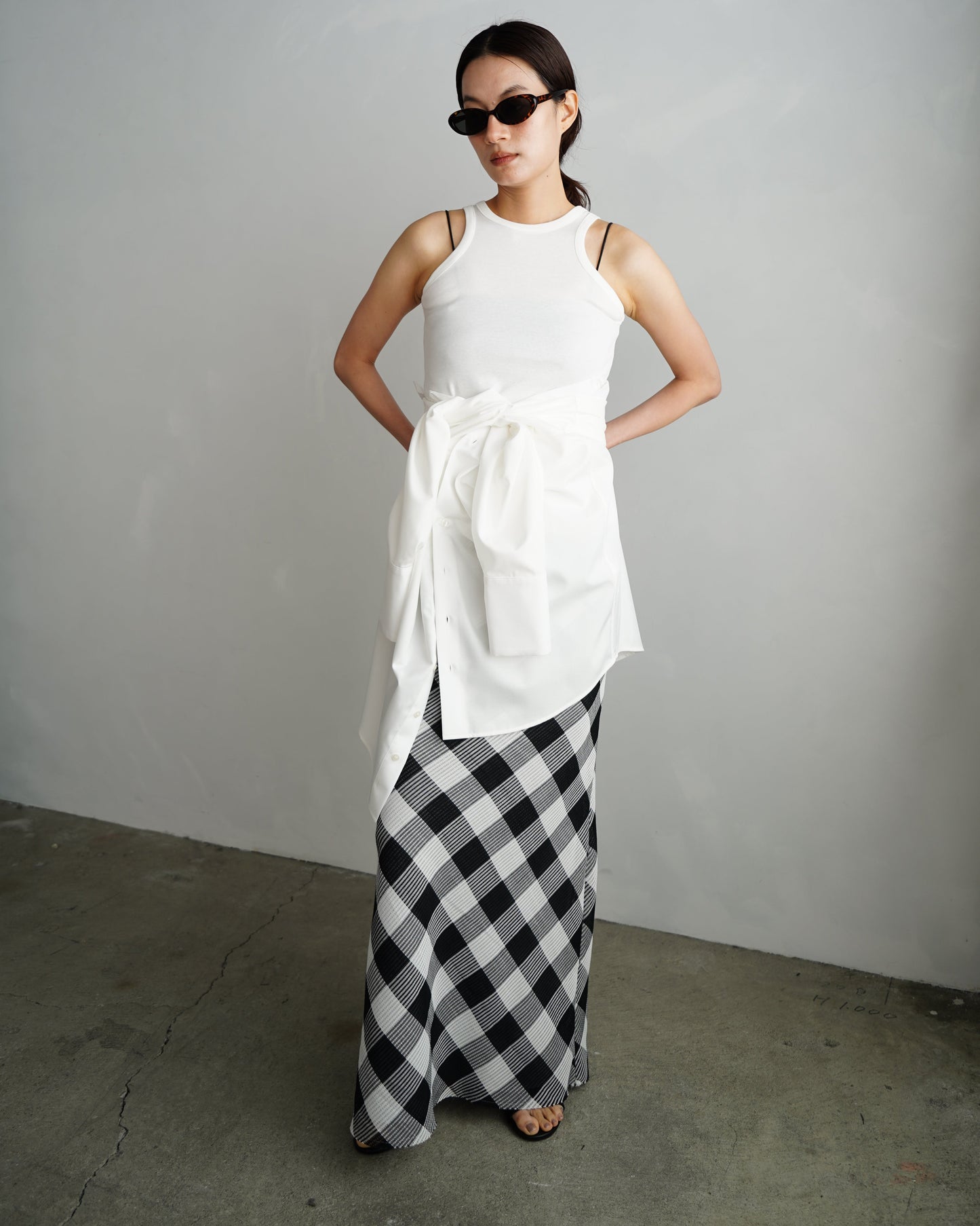 Mesh Plaid Skirt / BLACKWHITE