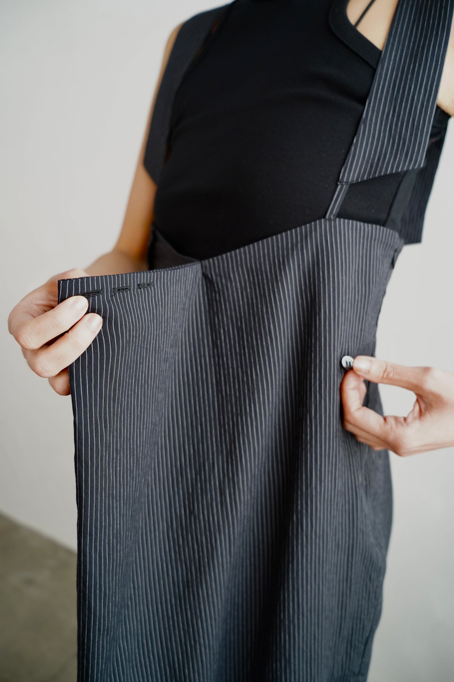 Wrap Stripe Dress / BLACK