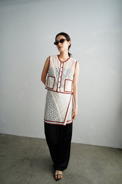 Cut  Lace Wrap Skirt / CREAM