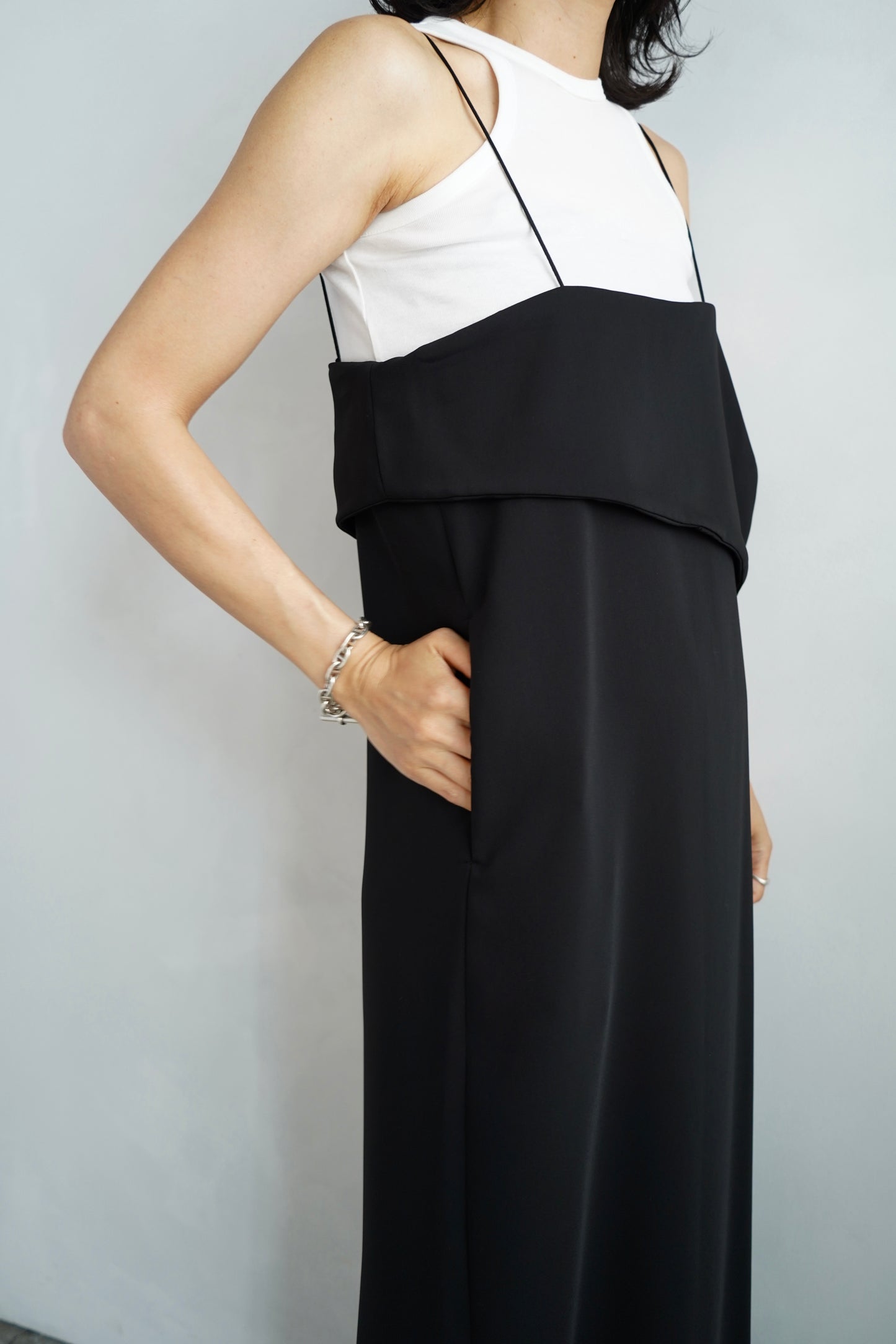 Layered Cami Dress / BLACK -6月25-30日発送-