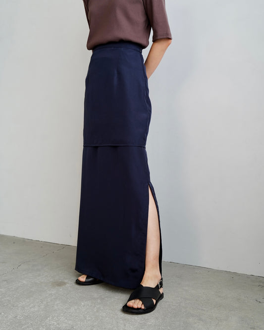 Layered Tight Skirt / NAVY