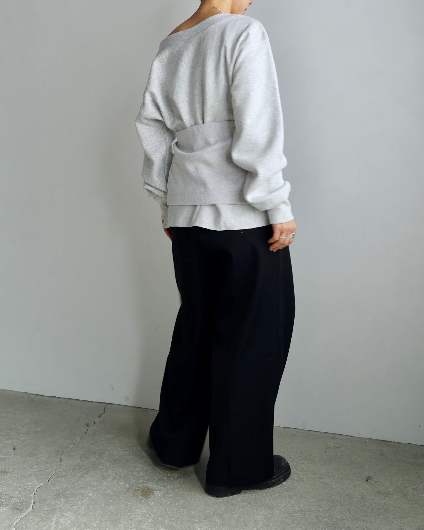 Offshoulder Sweat / GRAY -12月5日発送-