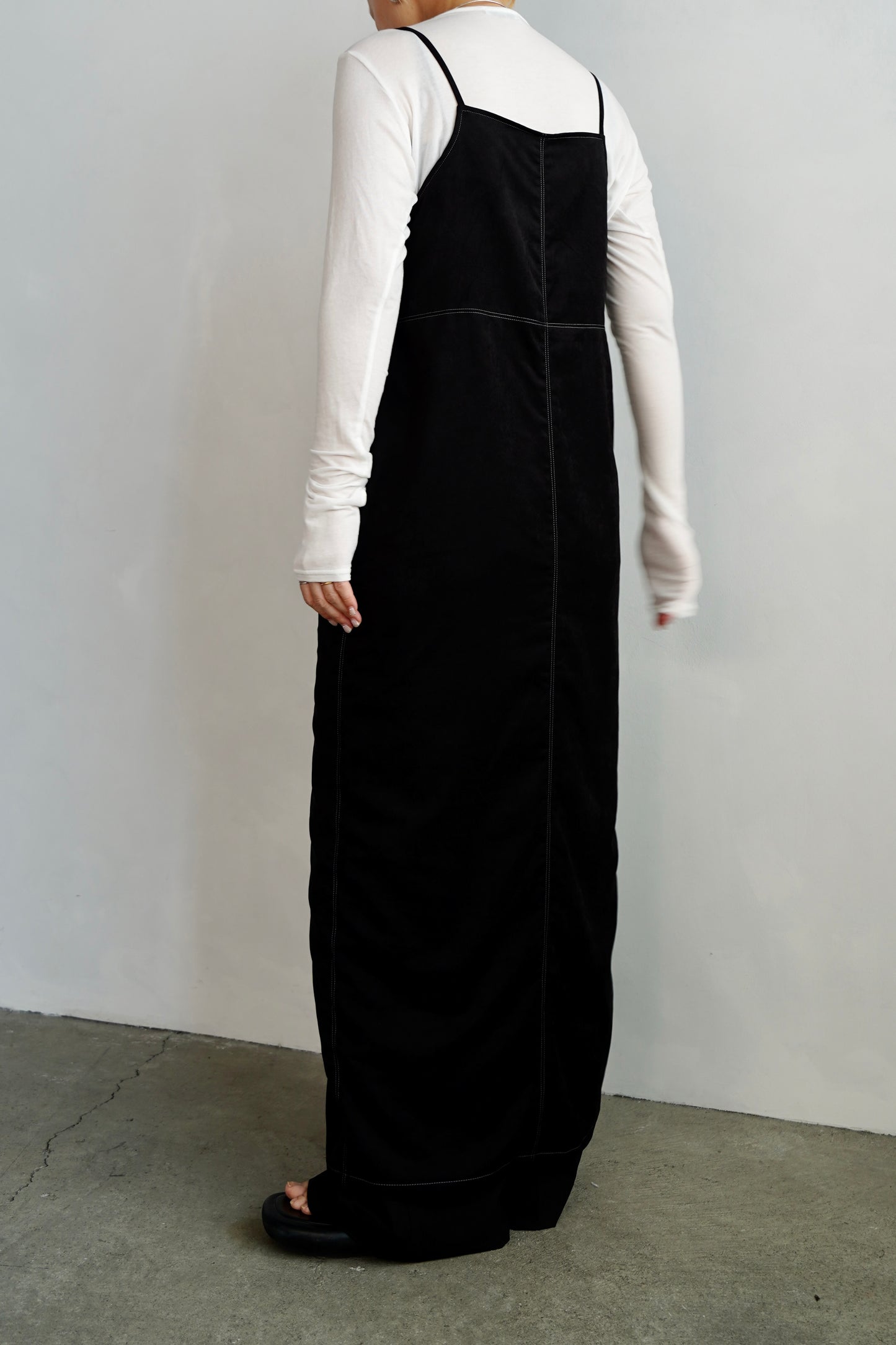 Soft Suede Dress / BLACK -10月20-25日発送-