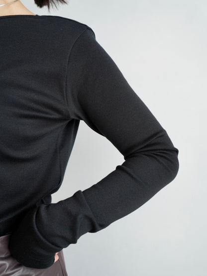 Deep V L/S Tops / BLACK -3日以内発送-