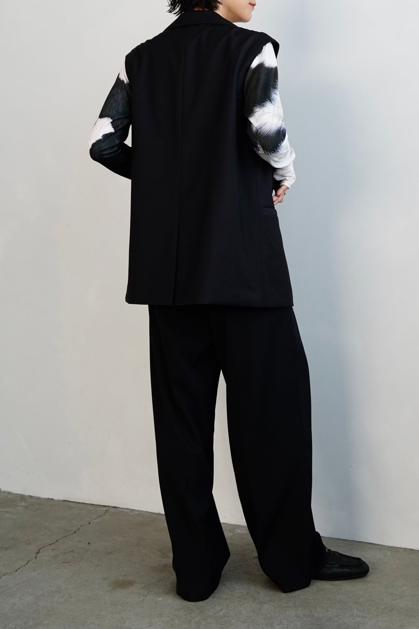 Tailored Vest / BLACK