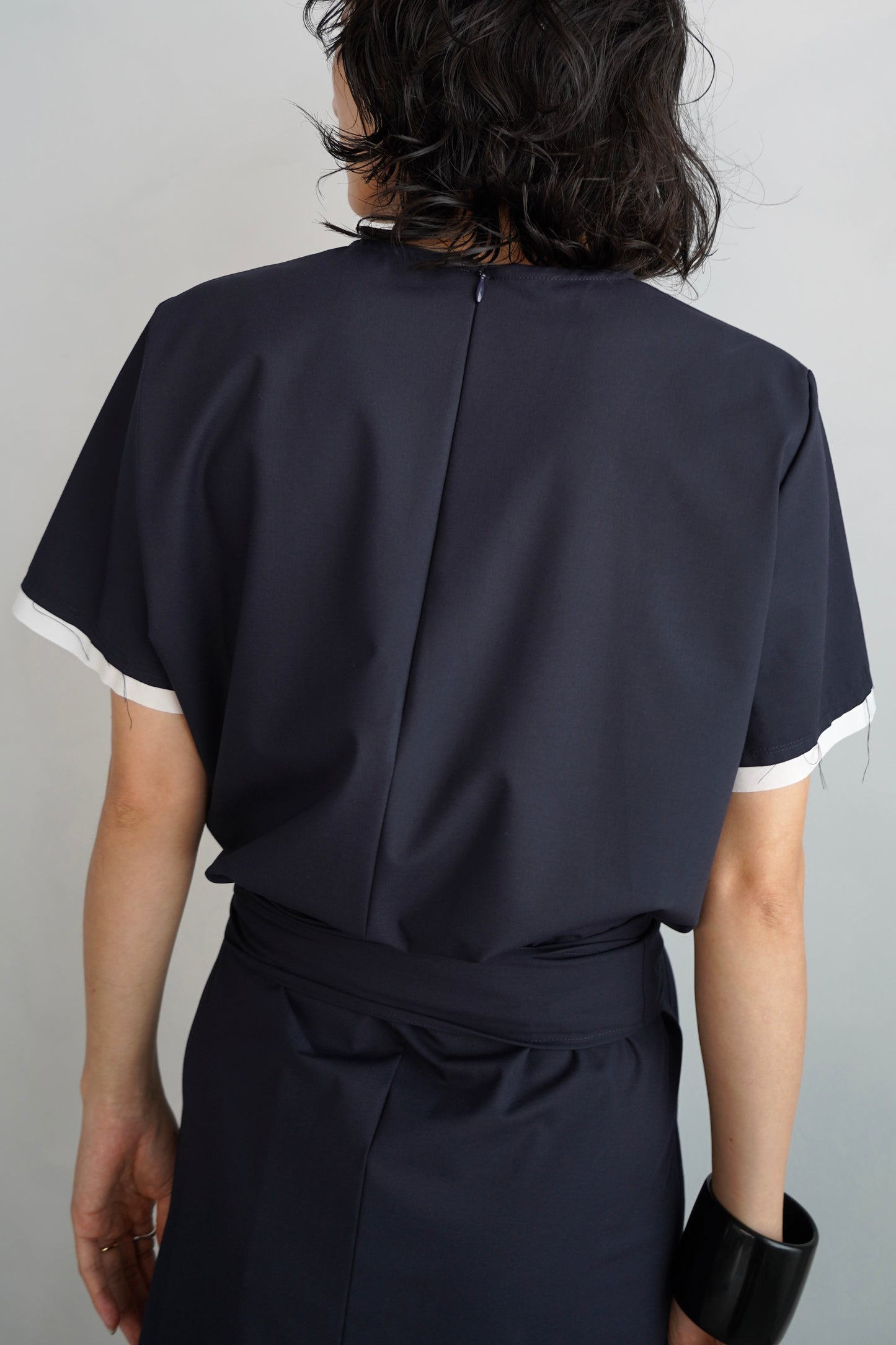 Essential Half Top / NAVY -7月10-15日発送-
