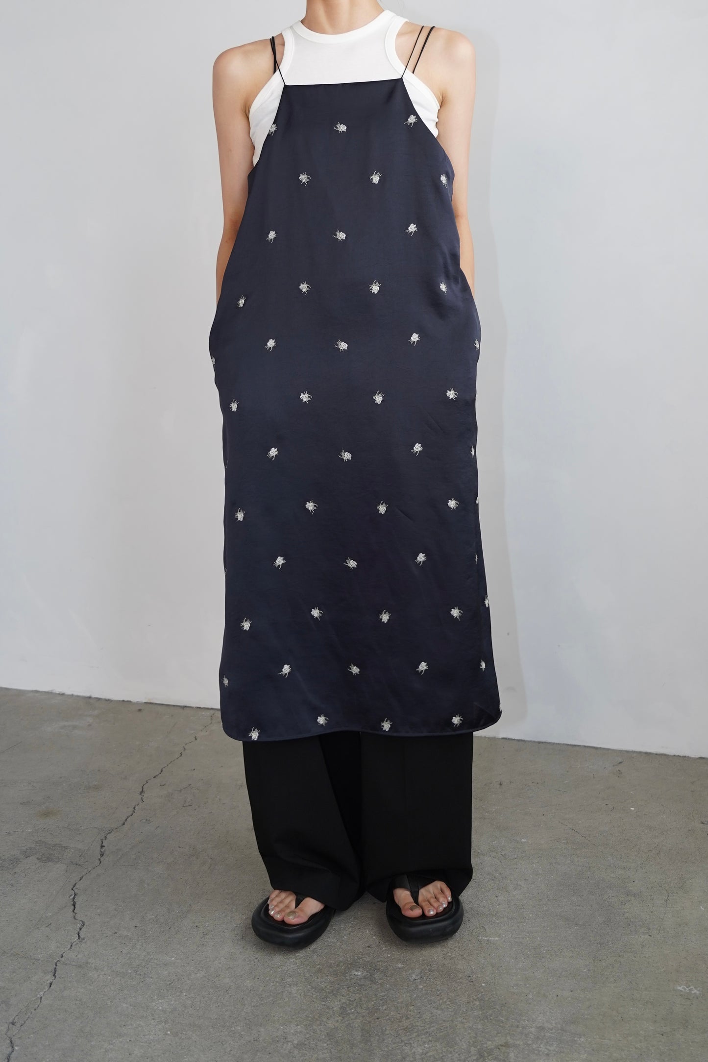 Stitch Flower Cami Dress / NAVY -8月3-7日発送-