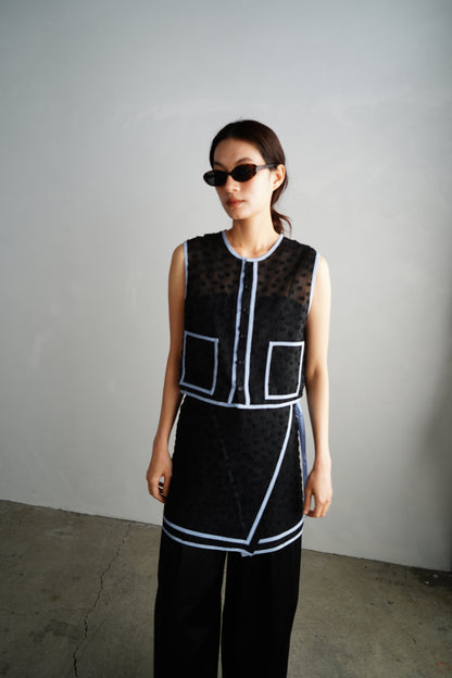 Cut Lace Vest / BLACK -5月1日発送-