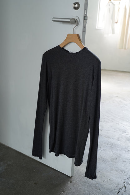 Powdery Pullover / C.GRAY