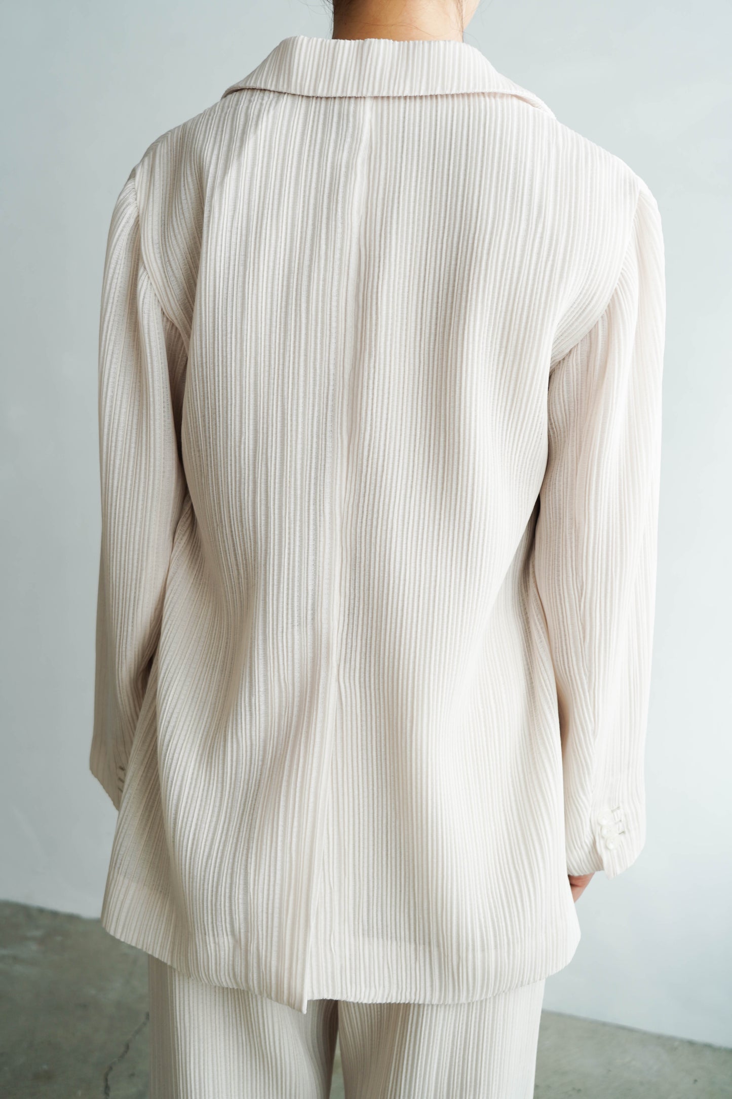 Pleats Tailored Jacket / OFFWHITE -4月5日発送-