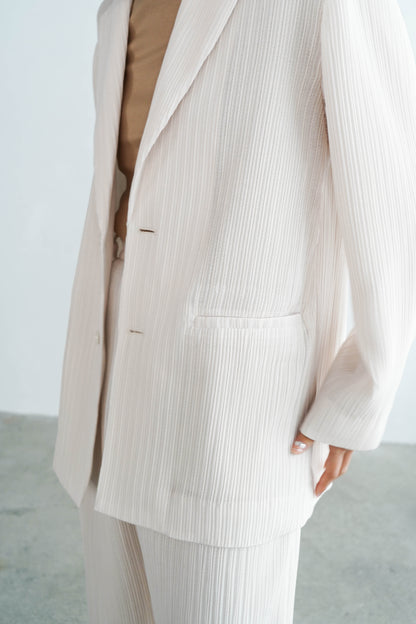 Pleats Tailored Jacket / OFFWHITE -4月5日発送-