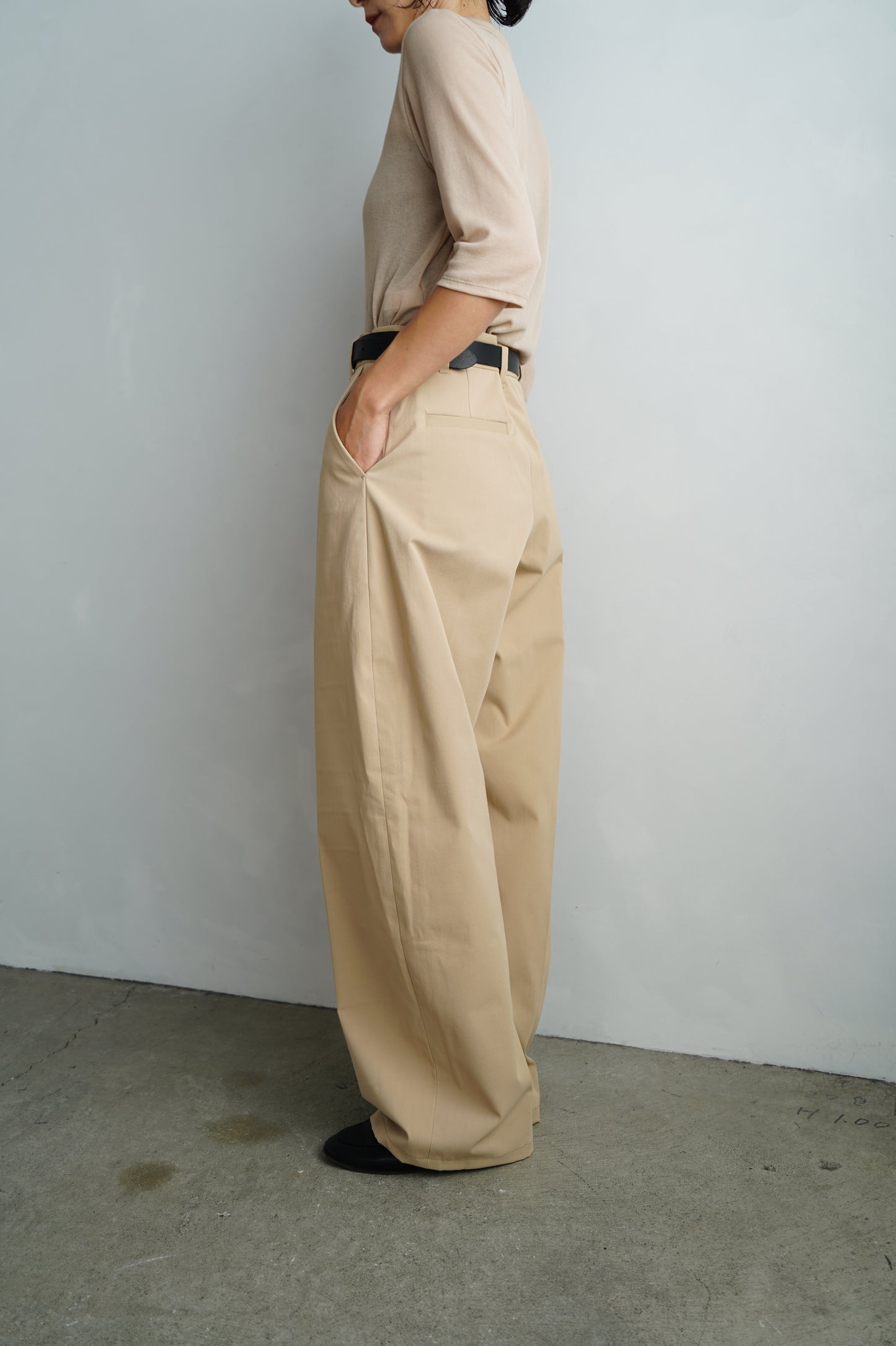 Basic Chino Pants / BEIGE -9月20-25日発送-