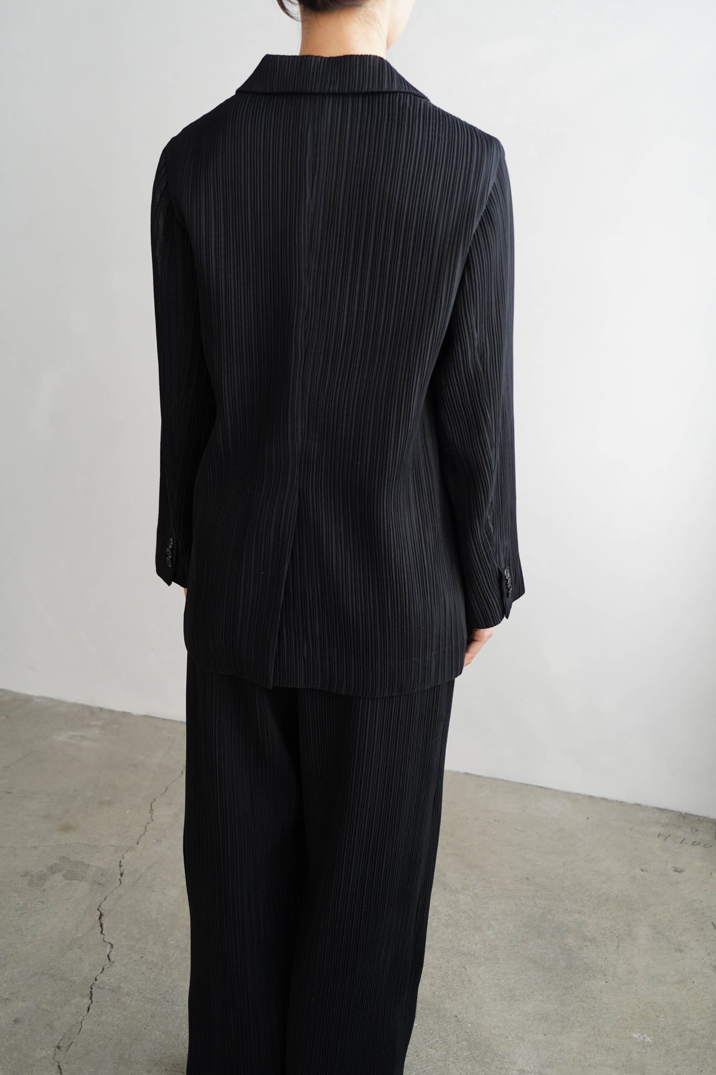 Pleats Tailored Jacket / BLACK -4月5日発送-
