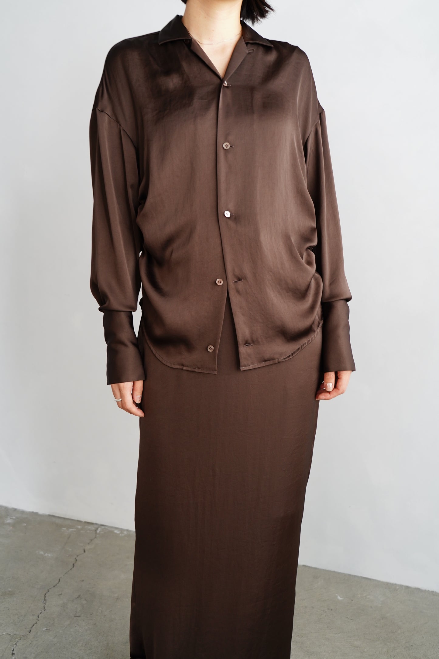 Open Collar Satin Shirts / BROWN -5月23-28日発送-
