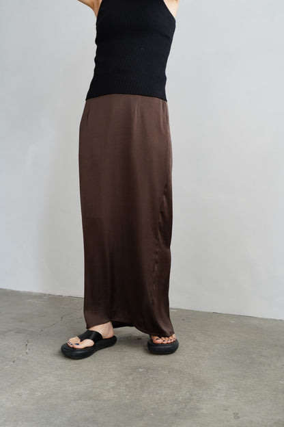 Satin Tight Skirts / BROWN -5月23-28日発送-
