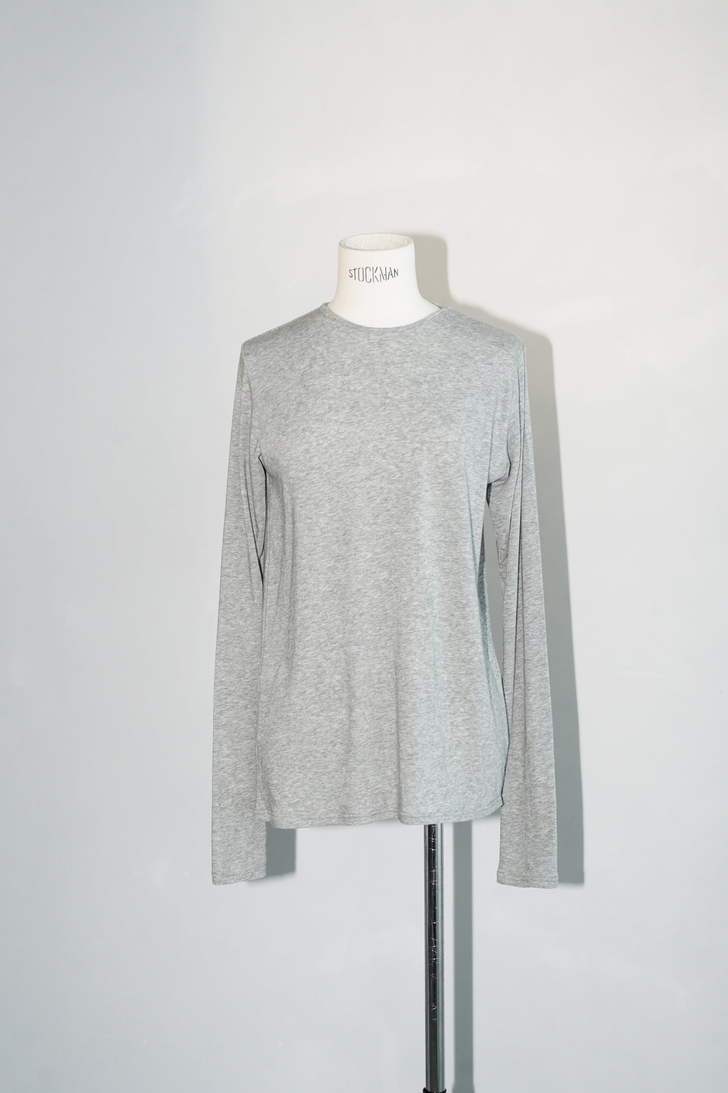 Powdery Pullover / LIGHTGRAY